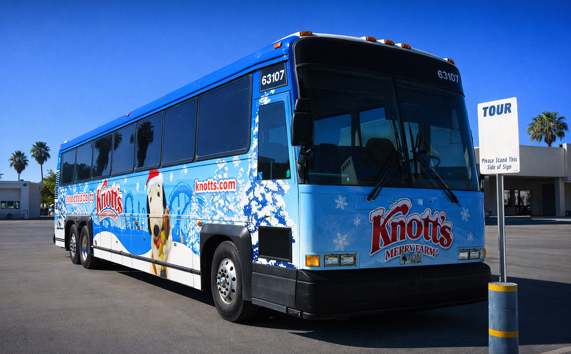 Knott's Merry Farm Bus Wrap