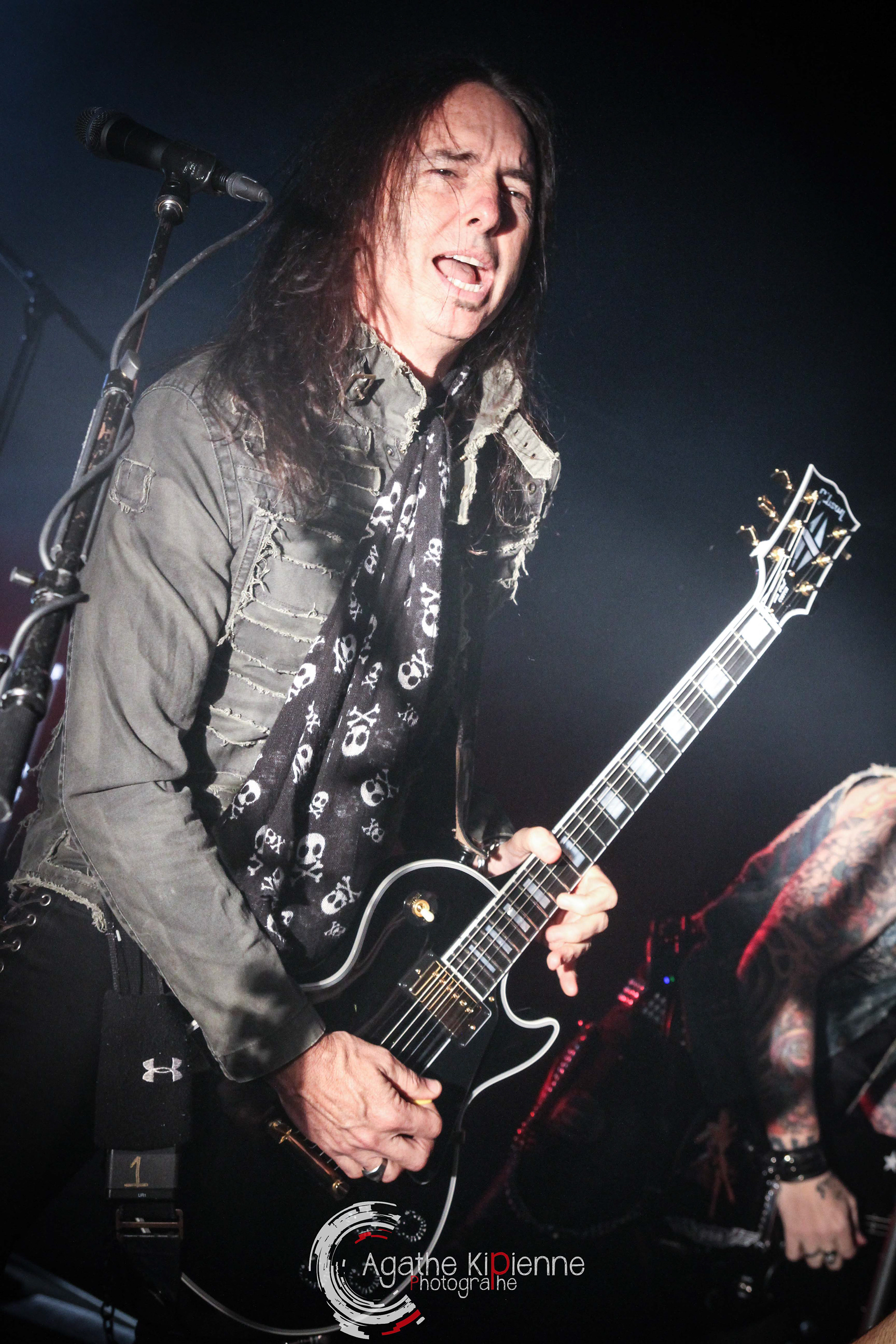 Black Star Riders / Trabendo