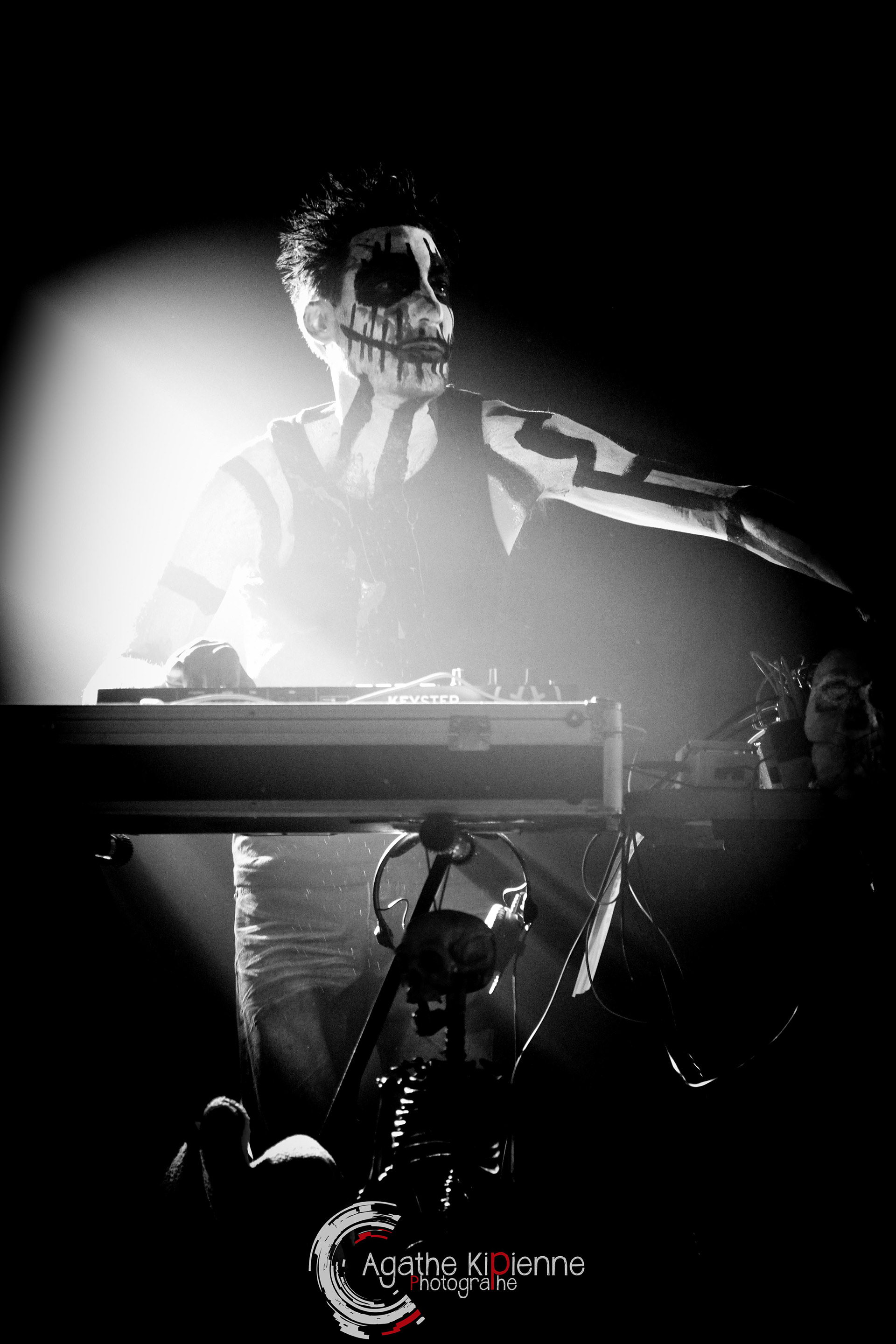 Punish Yourself / Puce à l'oreille
