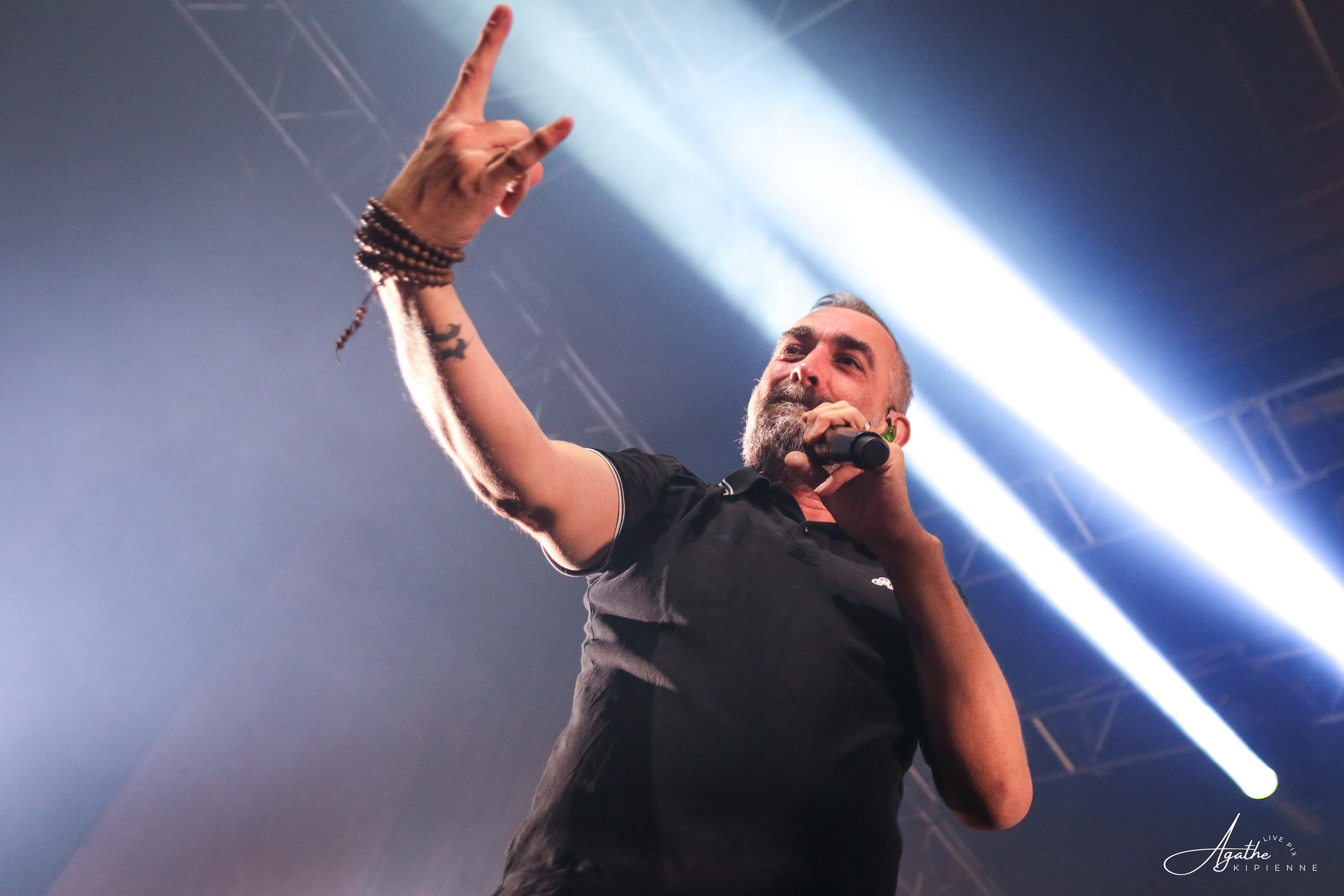 MASS HYSTERIA // Coopérative de mai