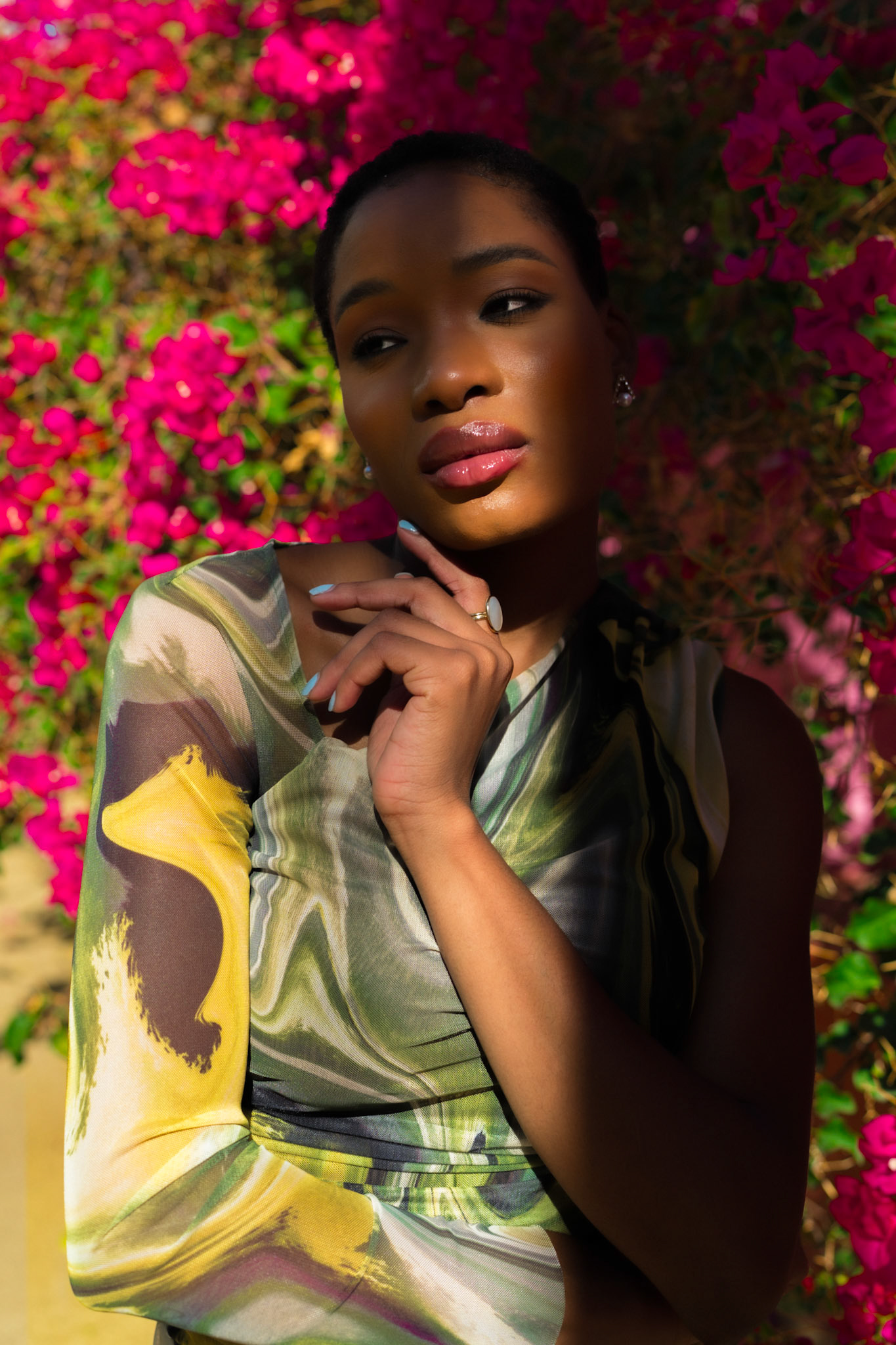 Flora & Shadow