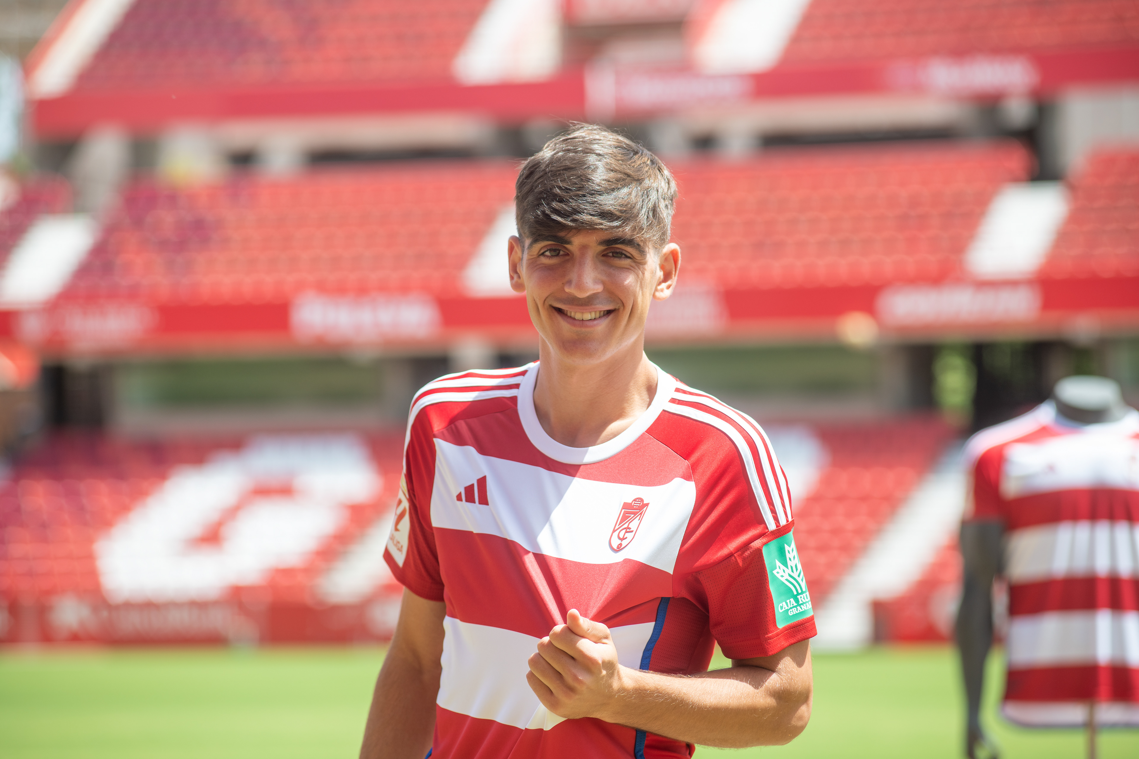 Fichaje de Gonzalo Villar en Granada F.C.