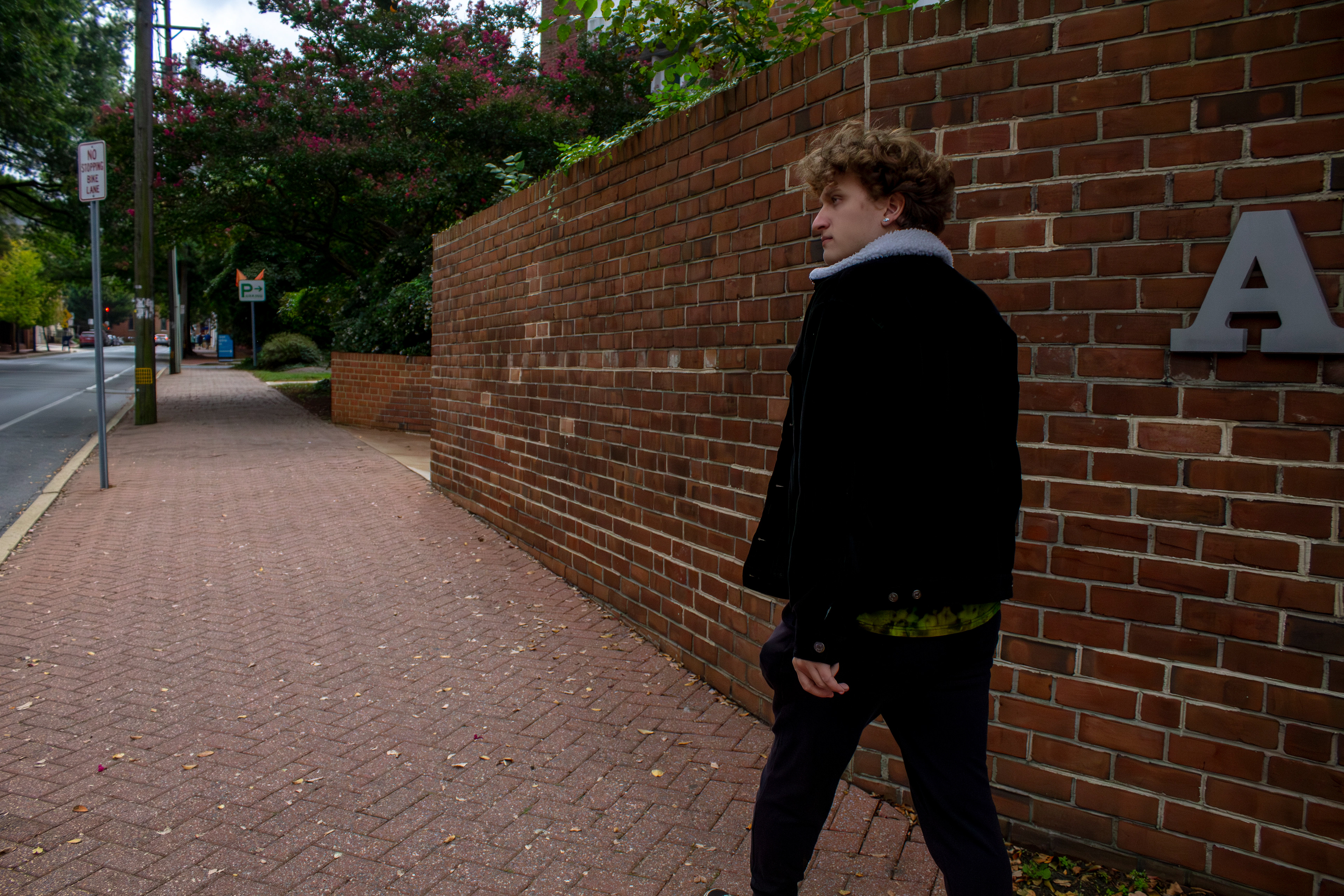 Dan get out of my photos grrrrr!