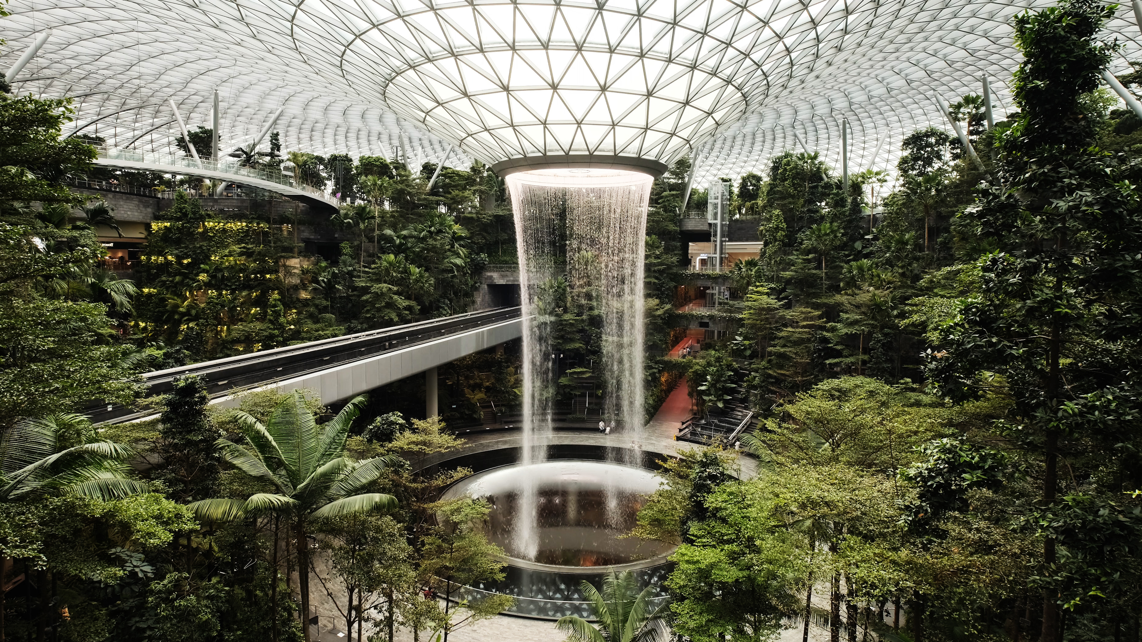 CHANGI JEWEL HSBC RAIN VORTEX