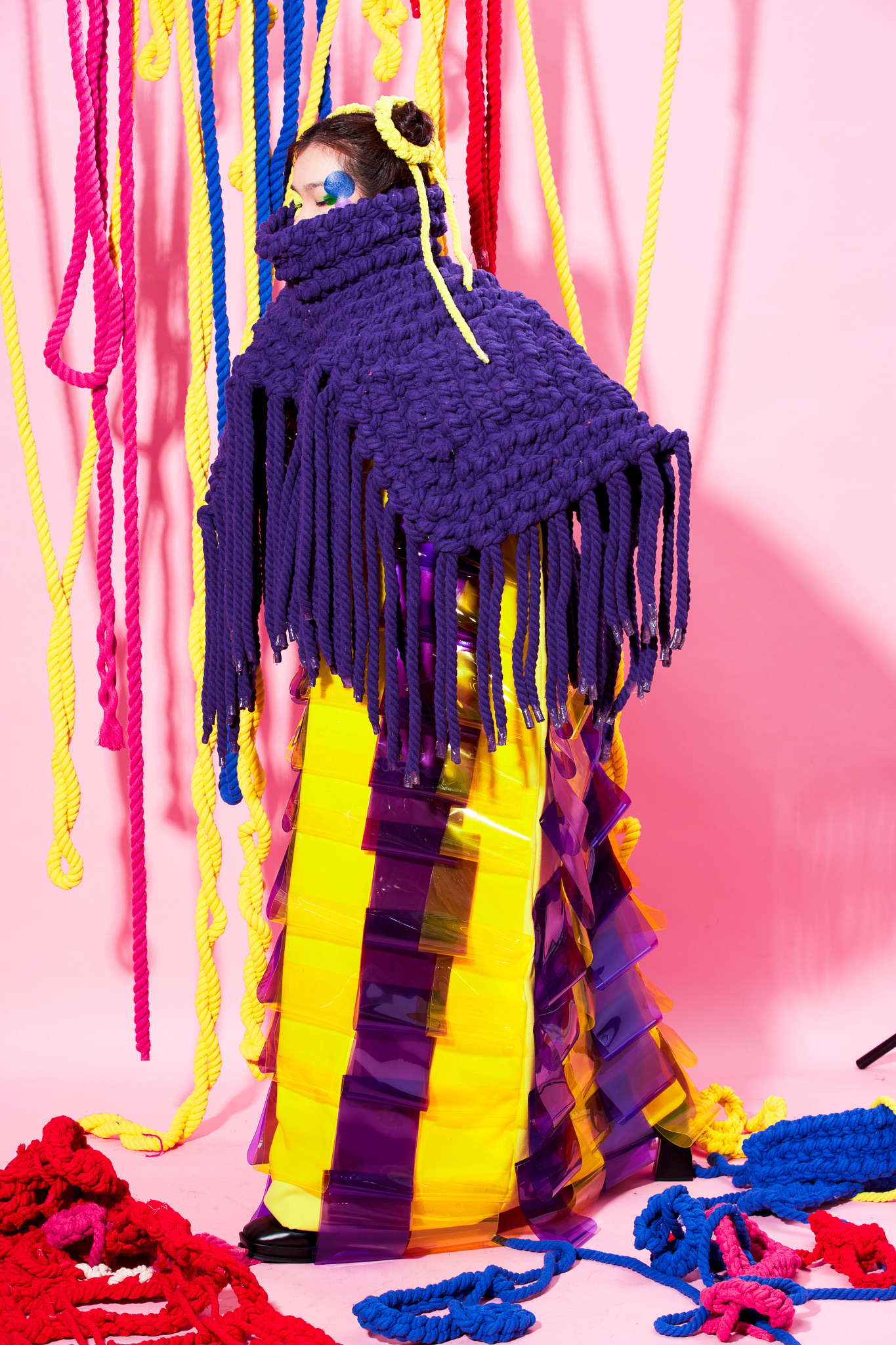 LOOK 02 DESIRE