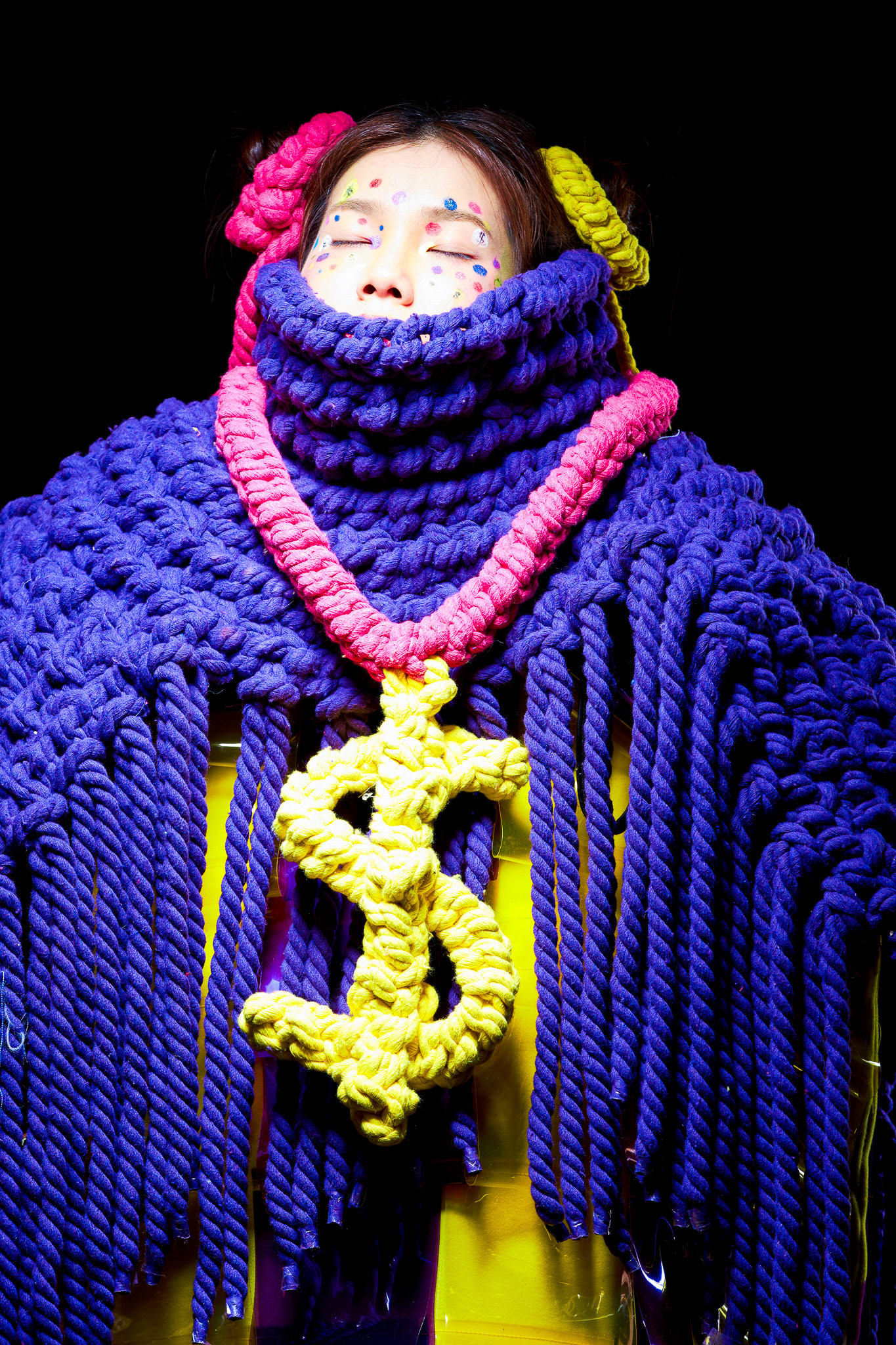 LOOK 02 DESIRE