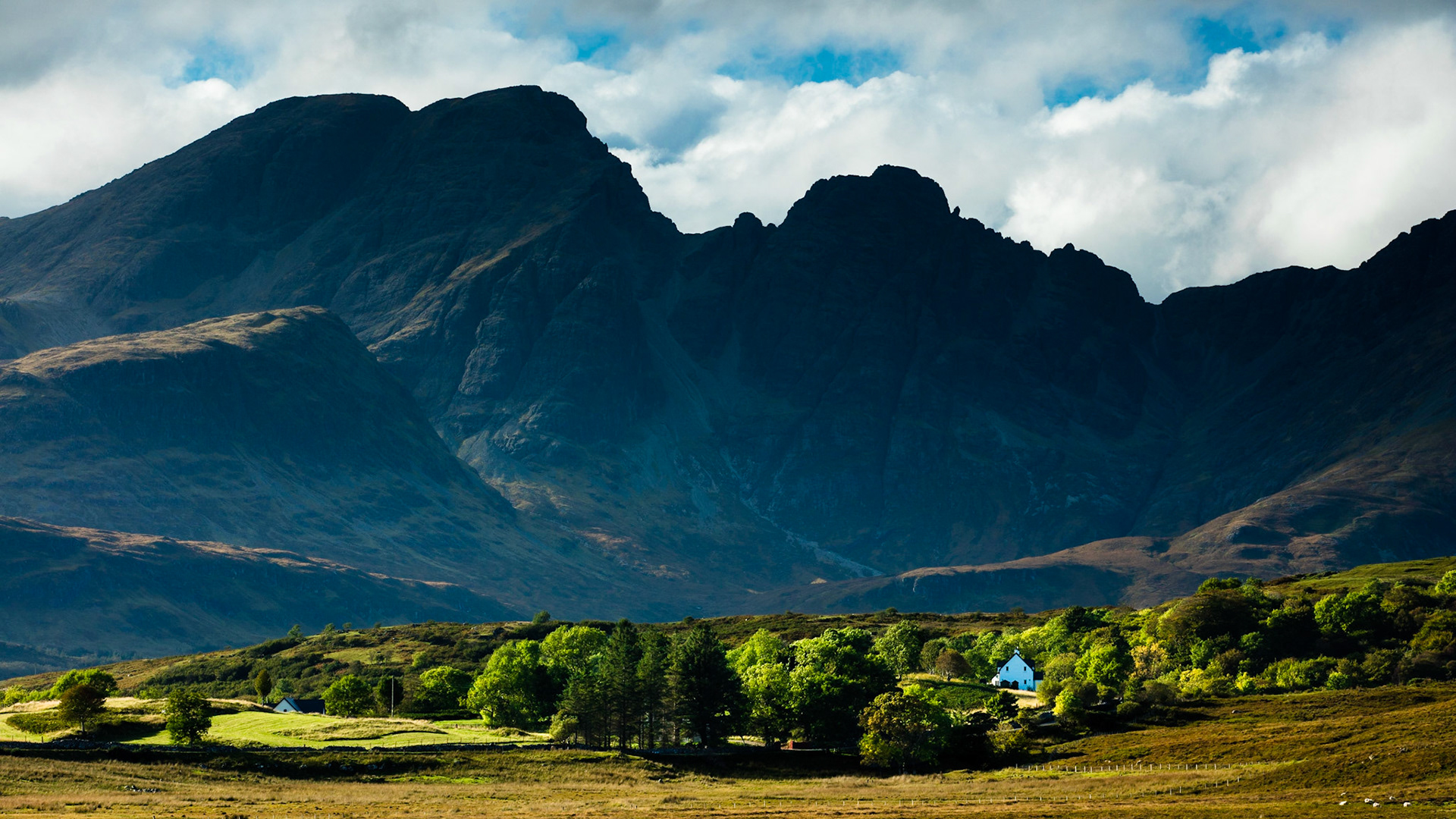 Blaven holding back the clouds