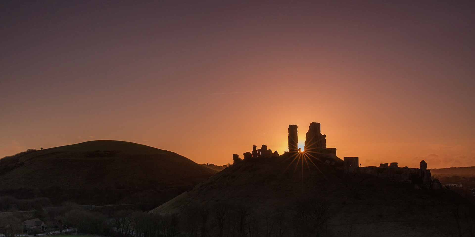 Sunrise at Corfe Castle