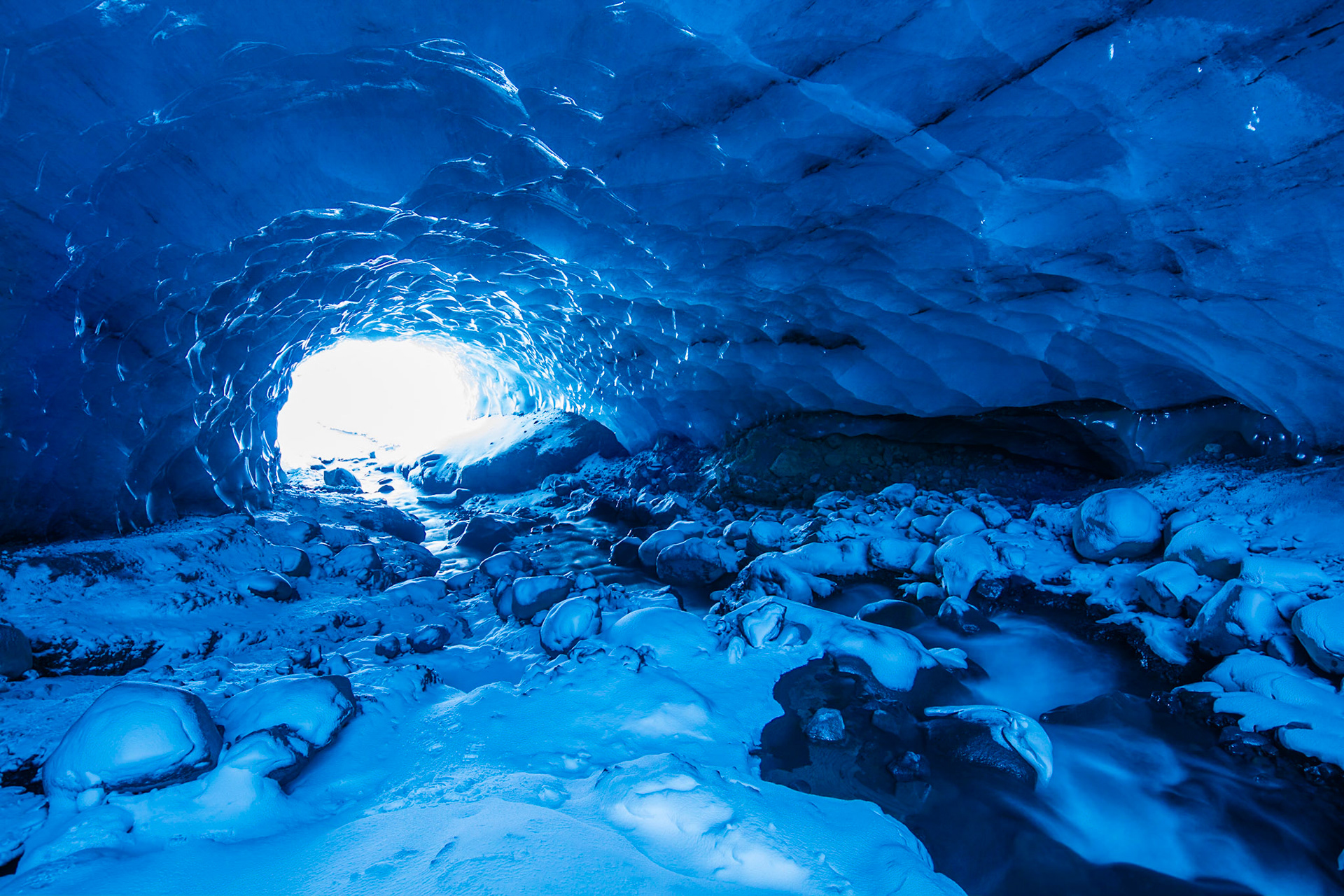 Ice Cave, Eyjafjallajökull Glacier