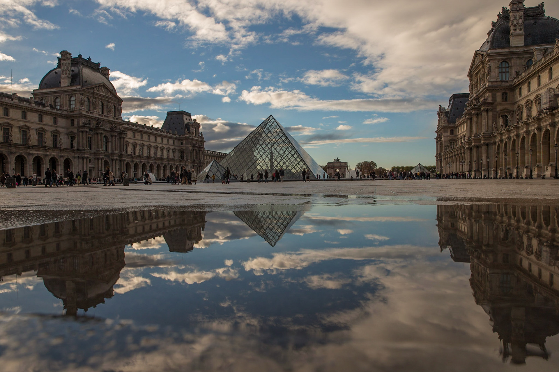 Paris in the puddles