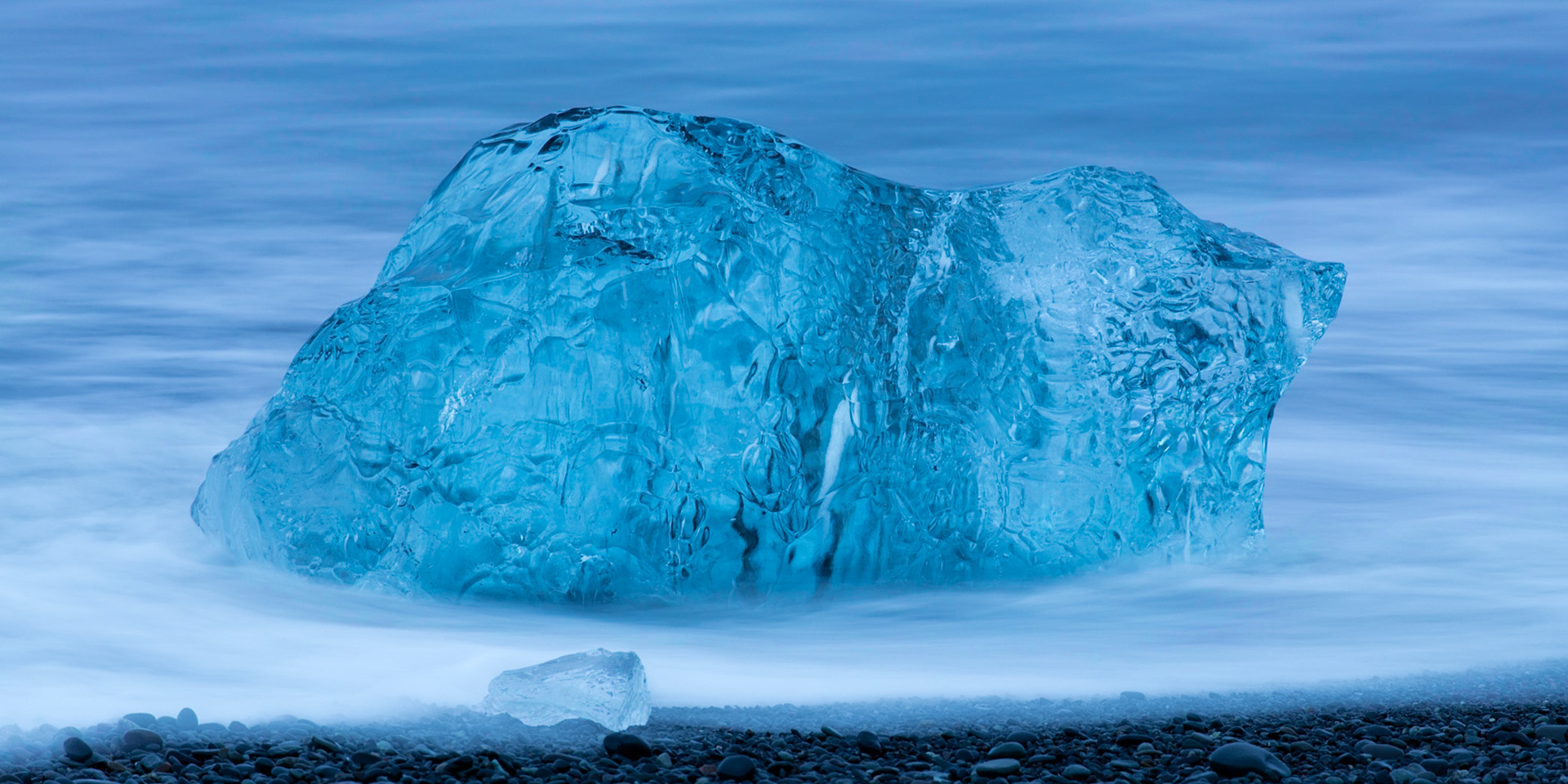 Ice blocks on the beach, Jökulsárlón