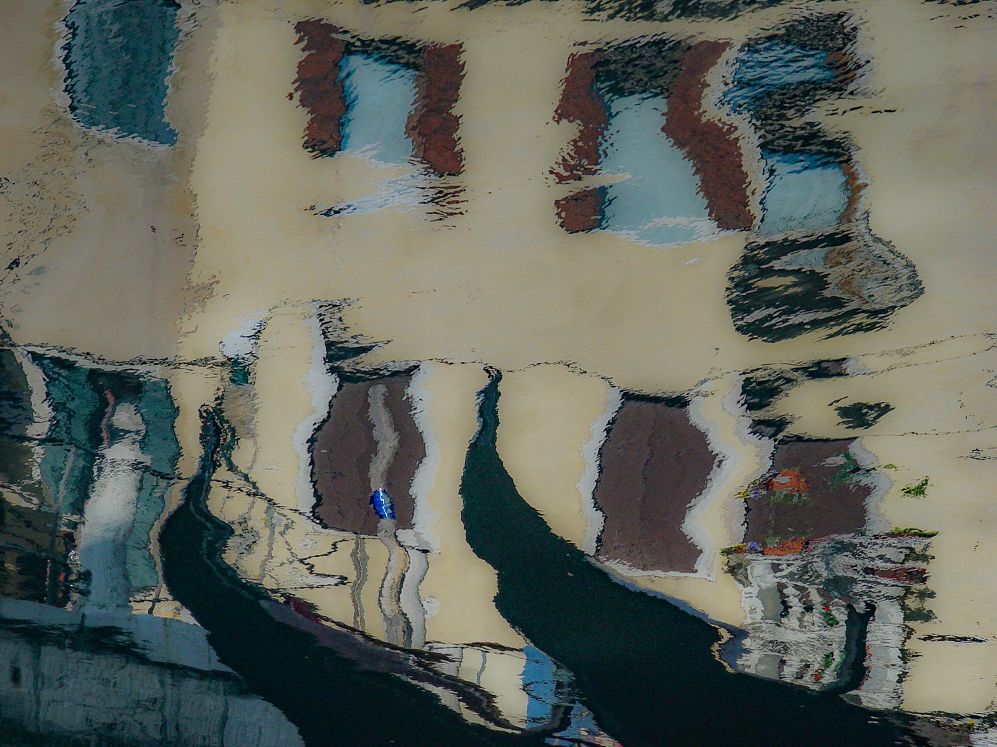 Reflections - dance of light - Venice - gondolas