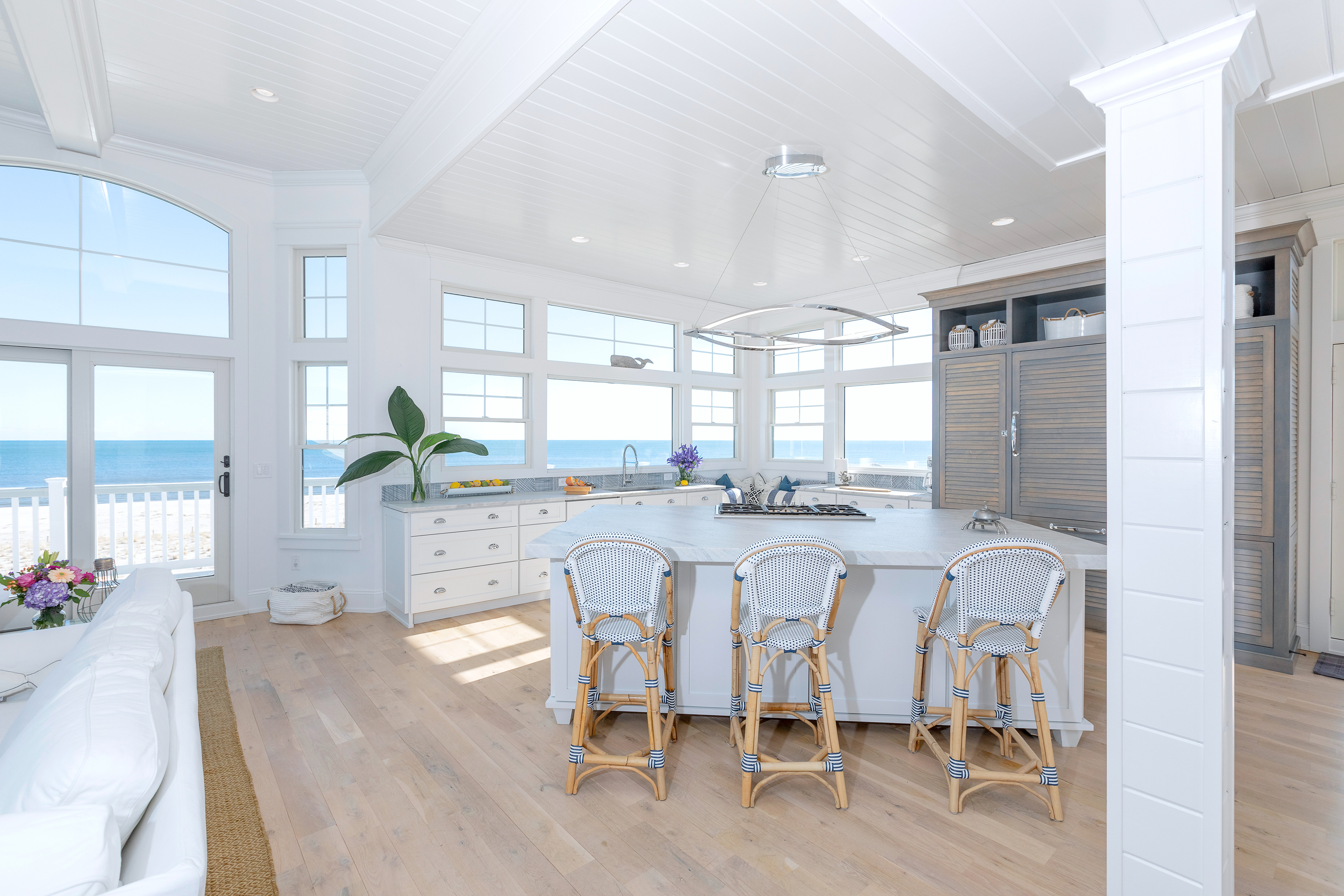 Large Gourmet Kitchen & Great Room