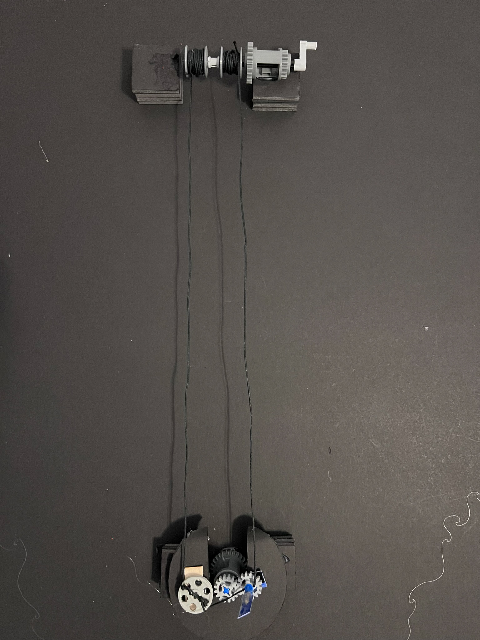 The inside of the dog-in-knife track the boat rides on.