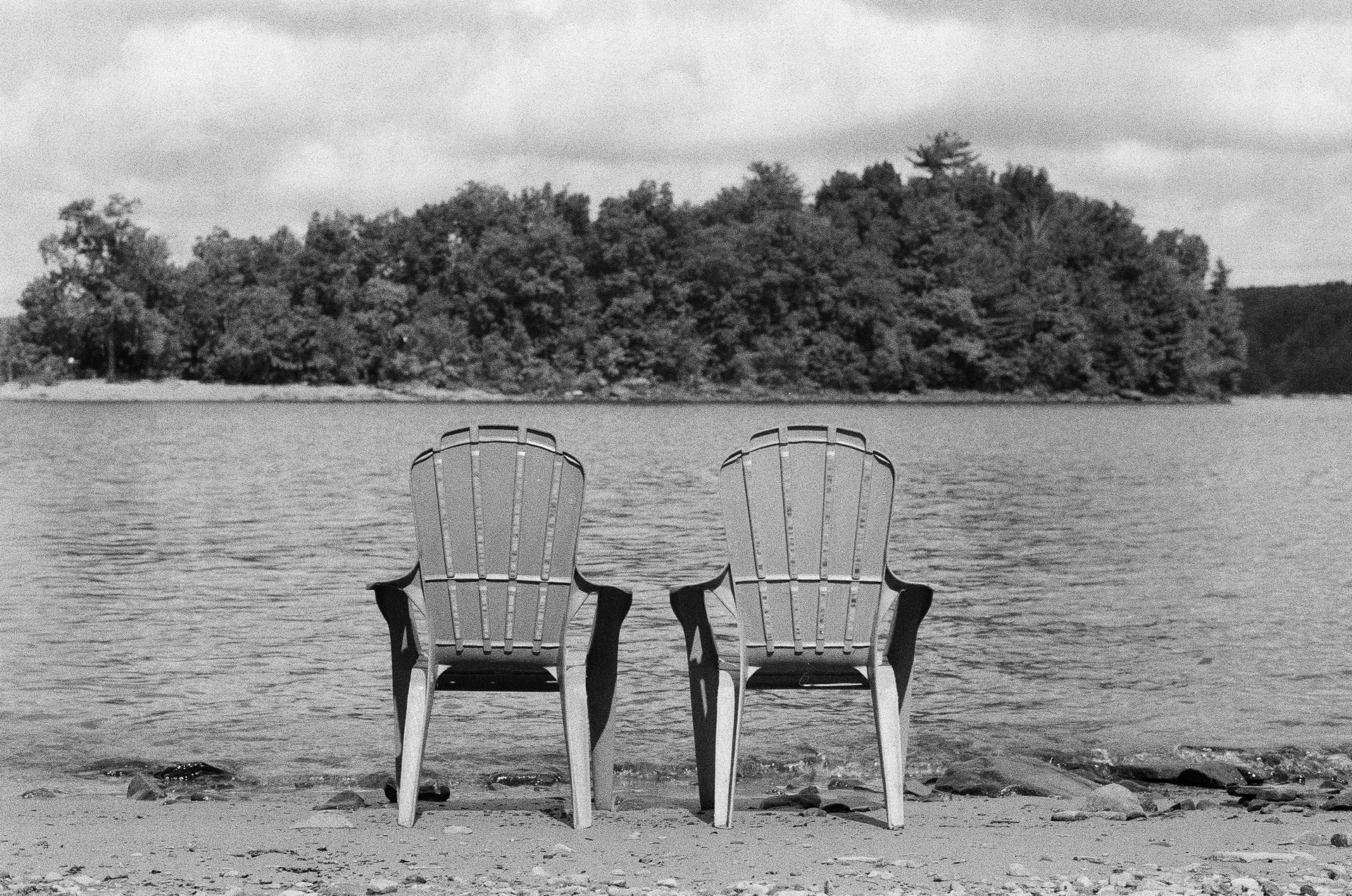 Sit and relax | Nikon F3, 50mm/1.8, Ilford HP5 400