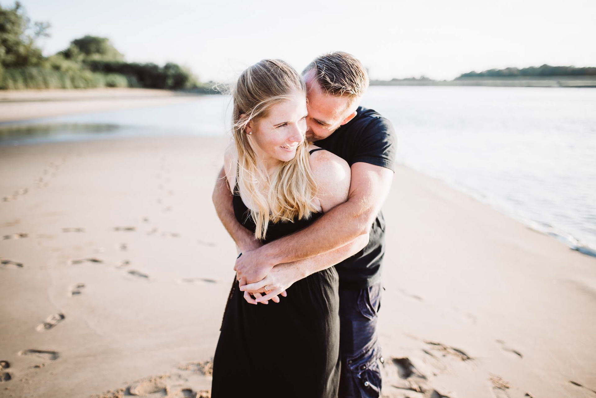 Engagement Shooting | Paarshooting vor der Hochzeit an der Elbe