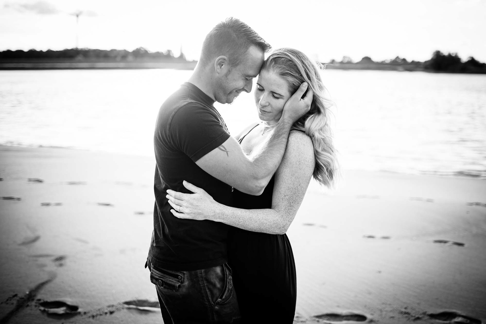 Engagement Shooting | Paarshooting vor der Hochzeit an der Elbe