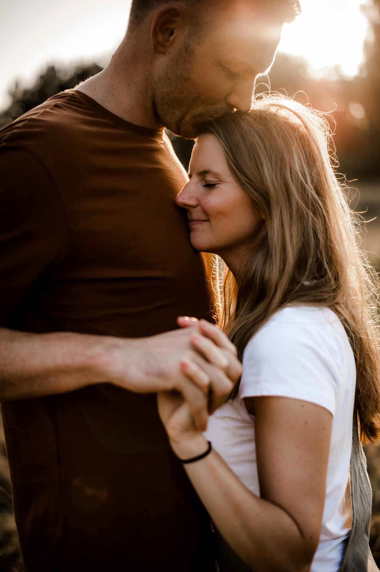 Engagement Shooting | Paarshooting vor der Hochzeit auf dem Feld