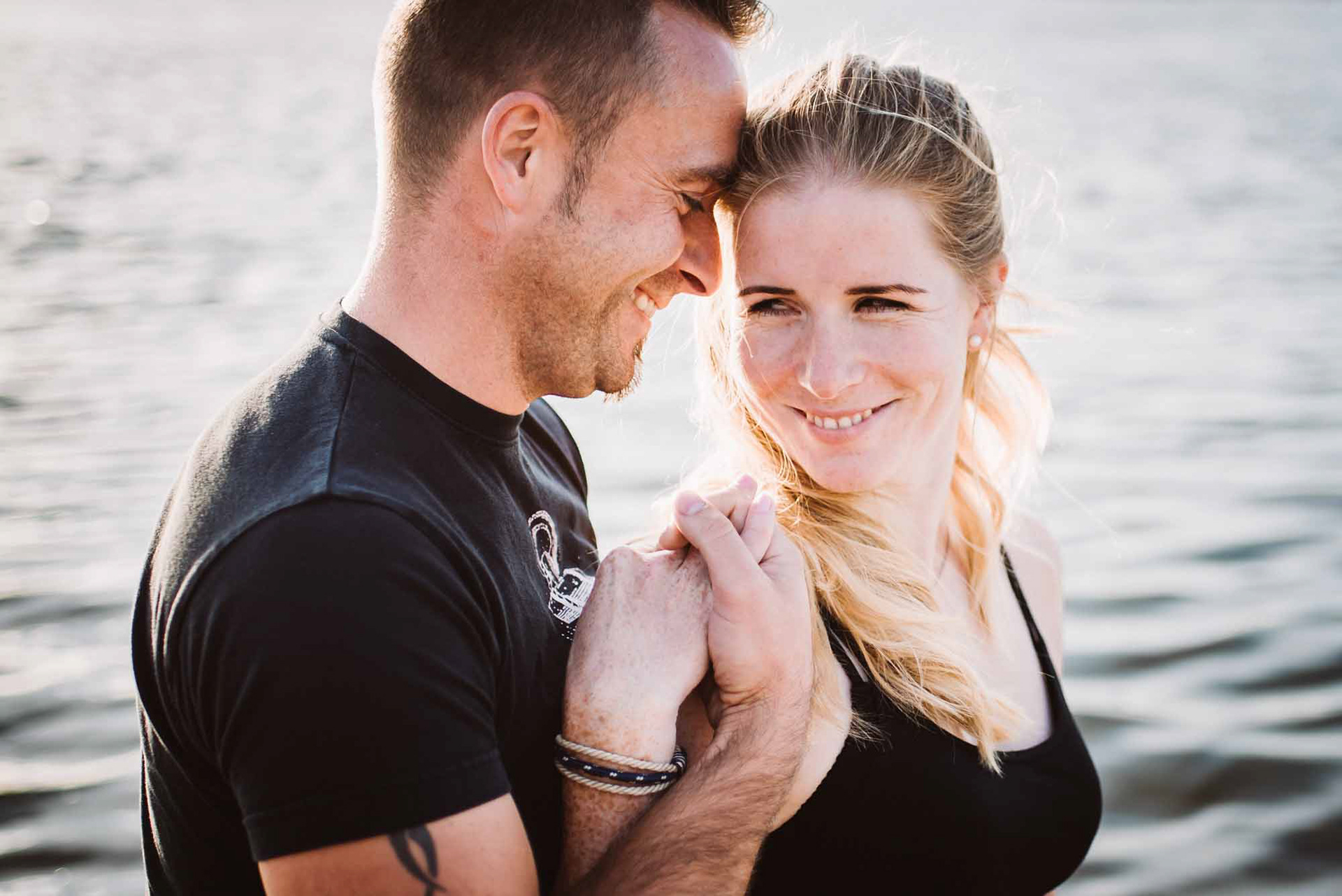 Engagement Shooting | Paarshooting vor der Hochzeit an der Elbe