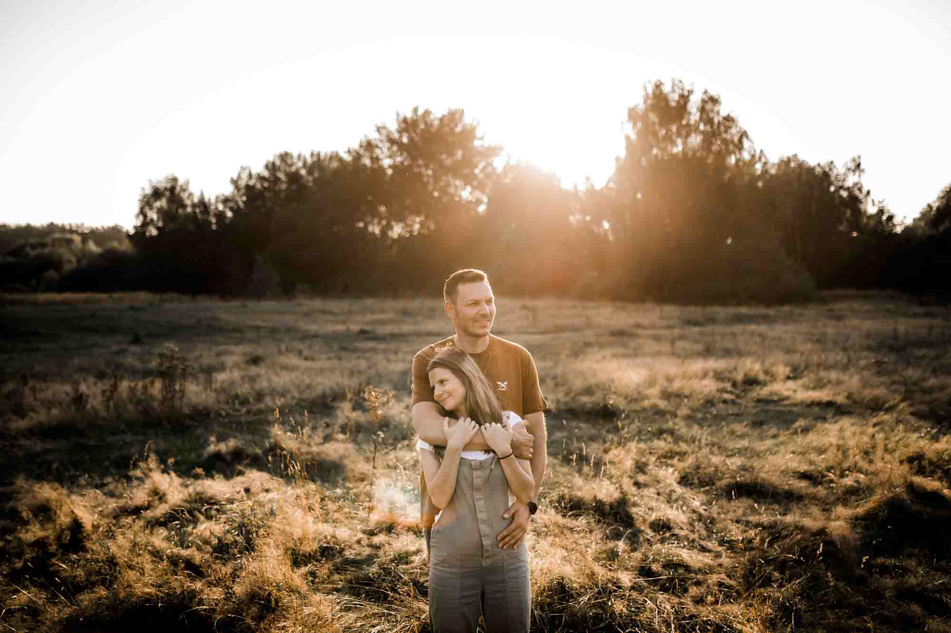 Engagement Shooting | Paarshooting vor der Hochzeit auf dem Feld