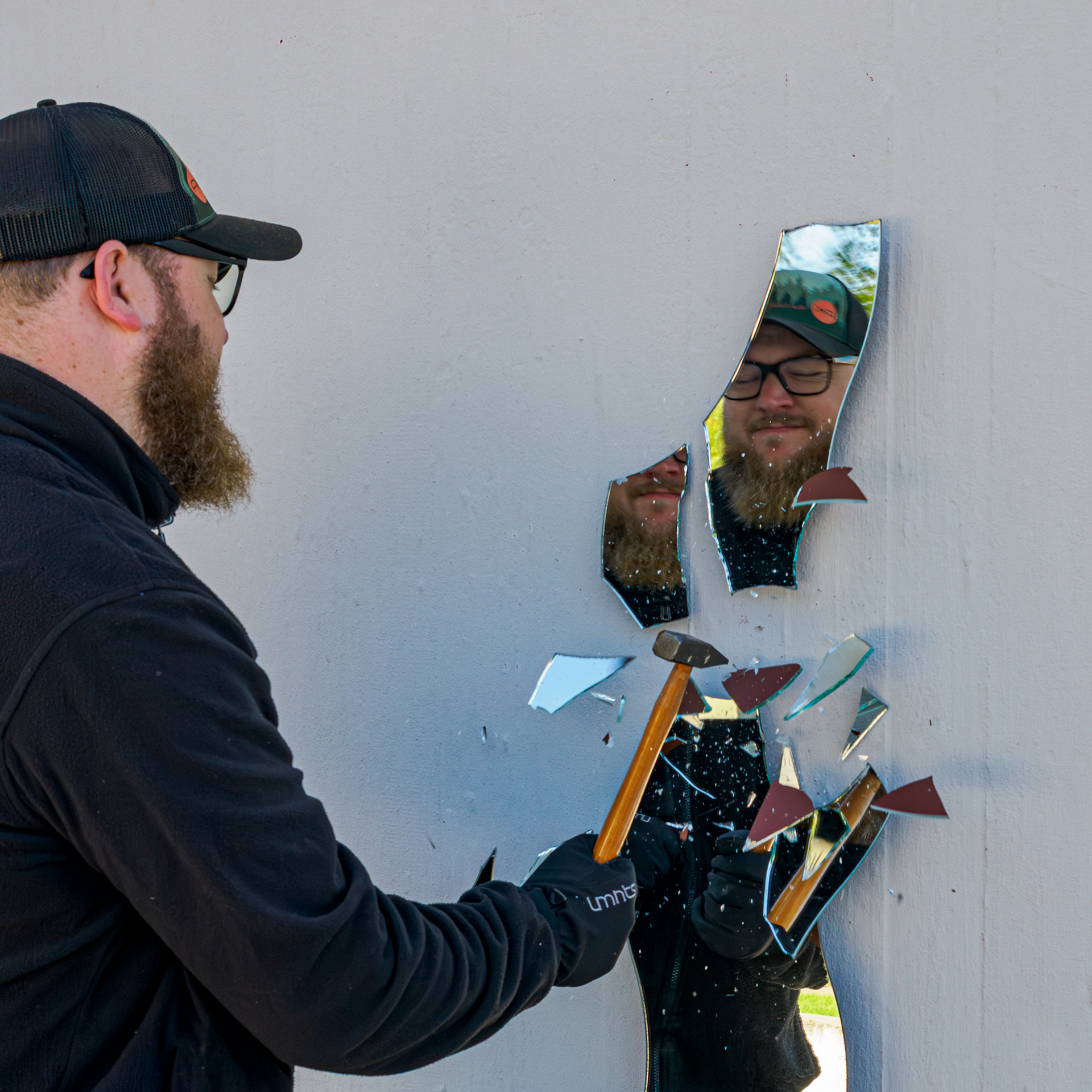 Spiegelzertrümmerung