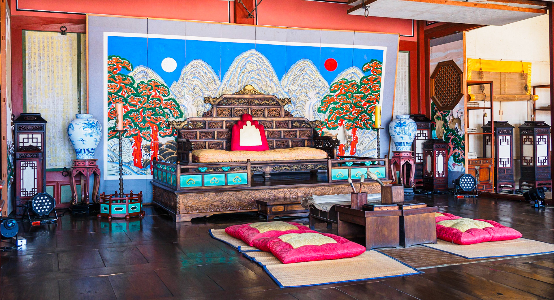Jangnakdang Hall