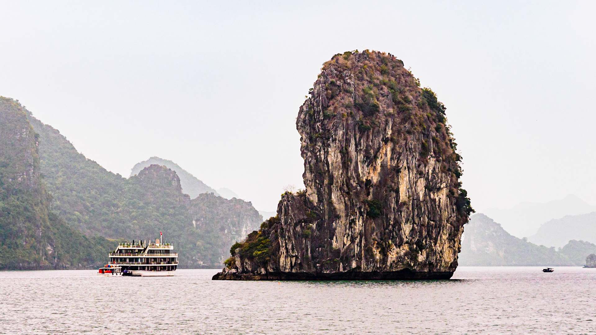 Ha Long Bay