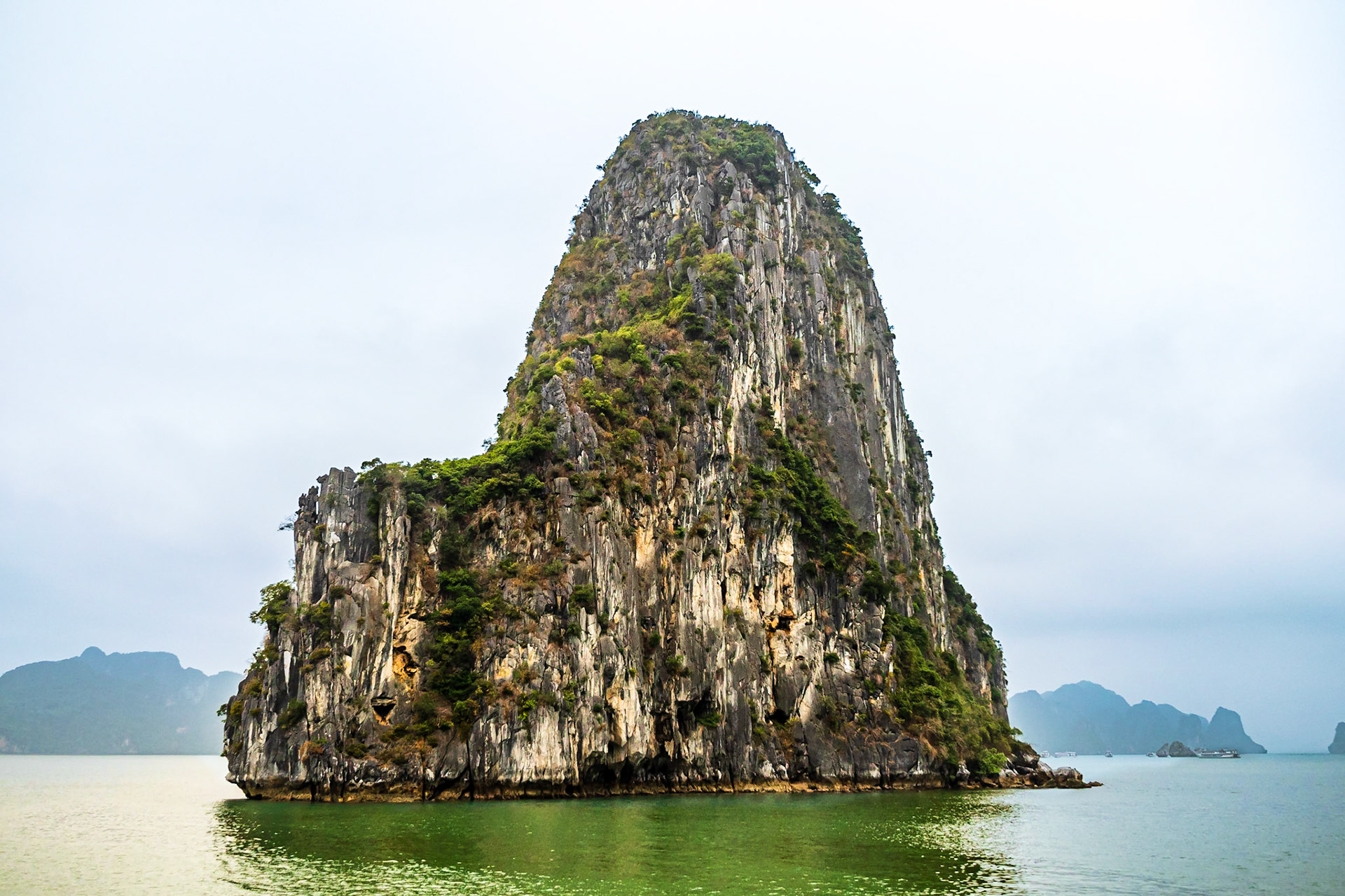 Ha Long Bay