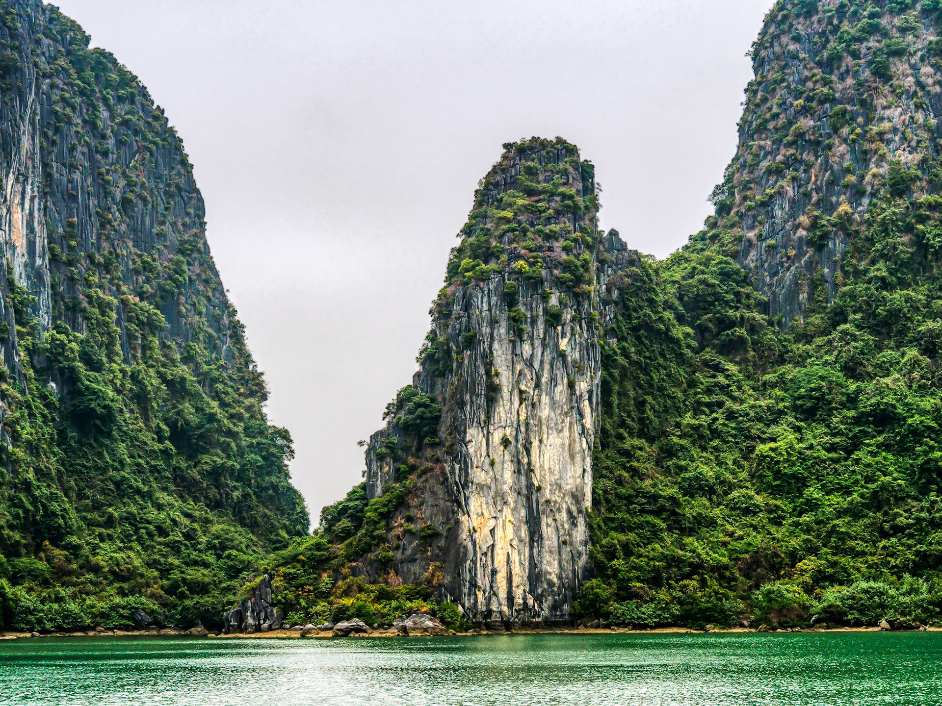 Ha Long Bay