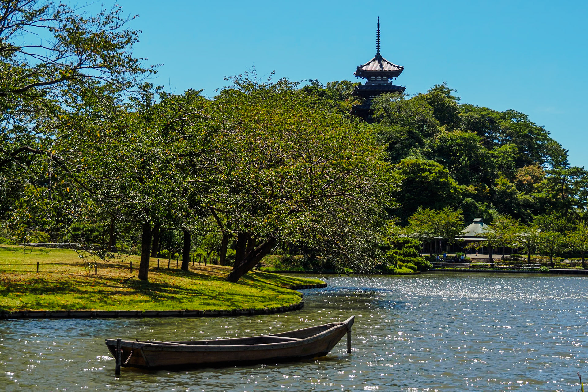 Three-Storey Pagoda of Former Tomyoji Temple viewed vrom Main Pond