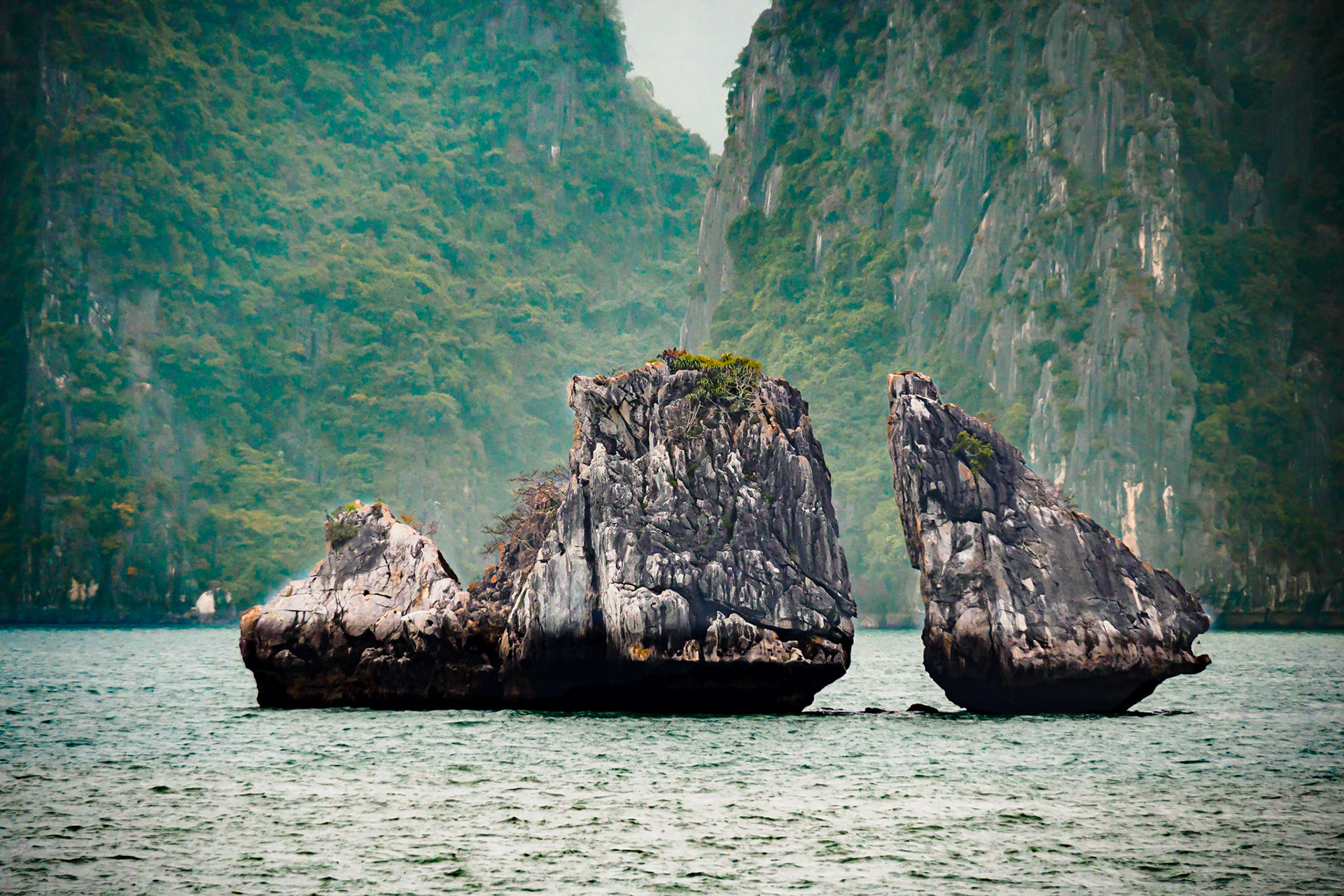 Ha Long Bay