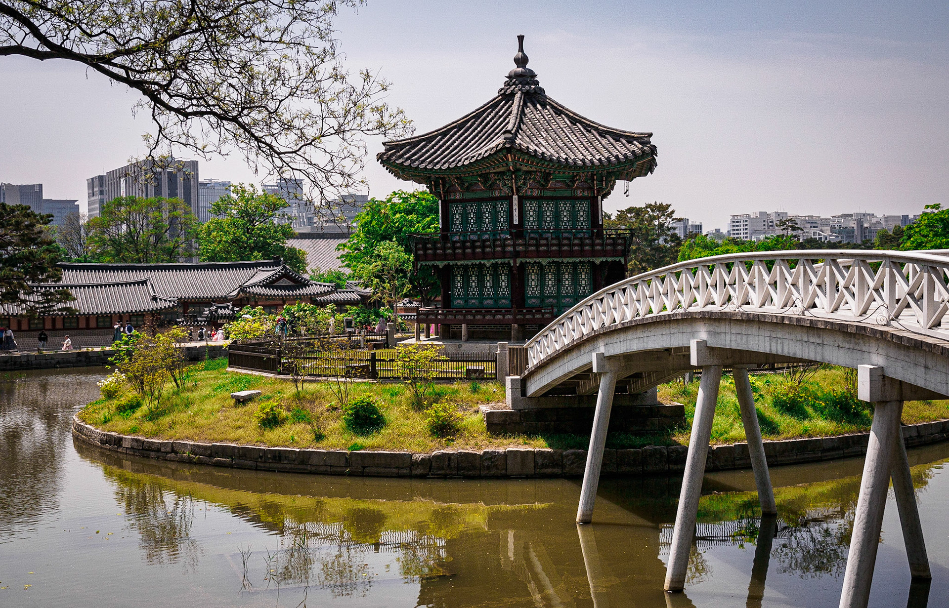 Hyangwon-jeon
