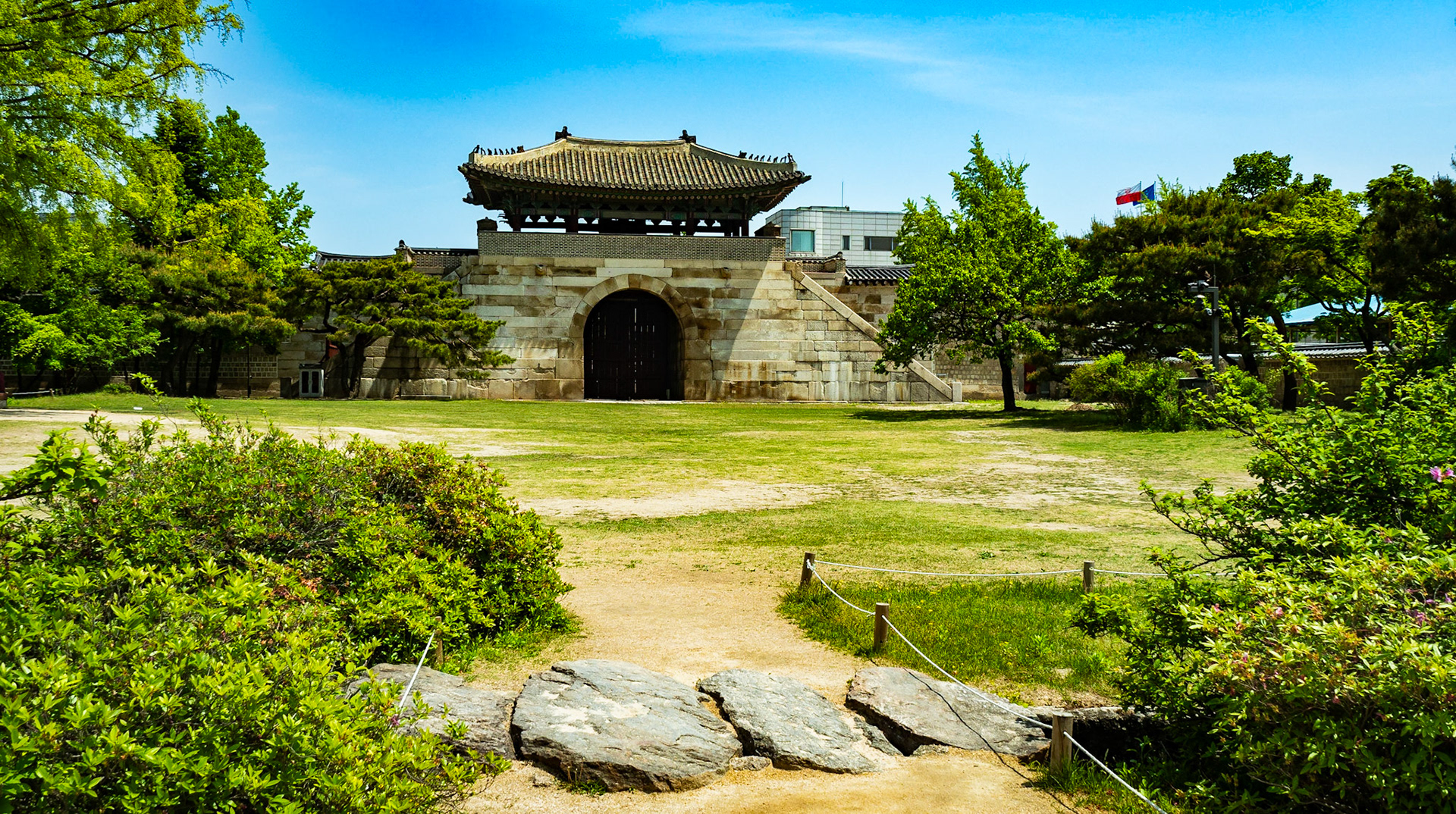 Gyeongbokgung East Gate
