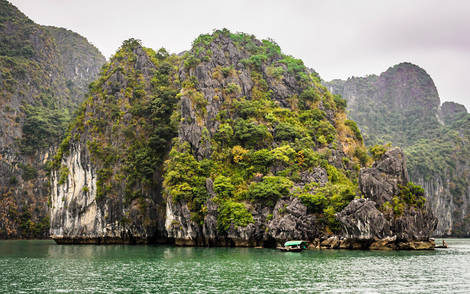 Ha Long Bay