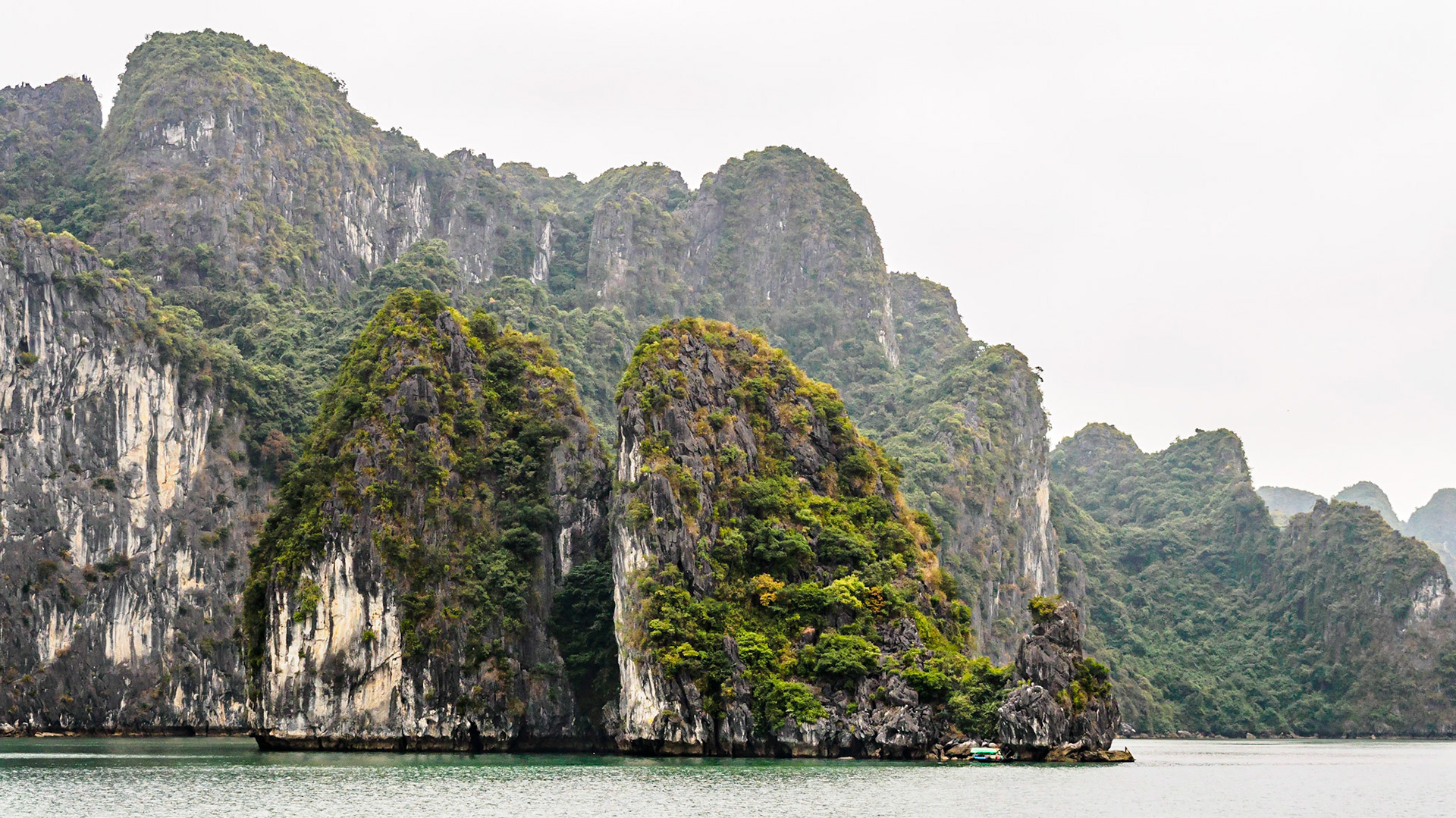 Ha Long Bay
