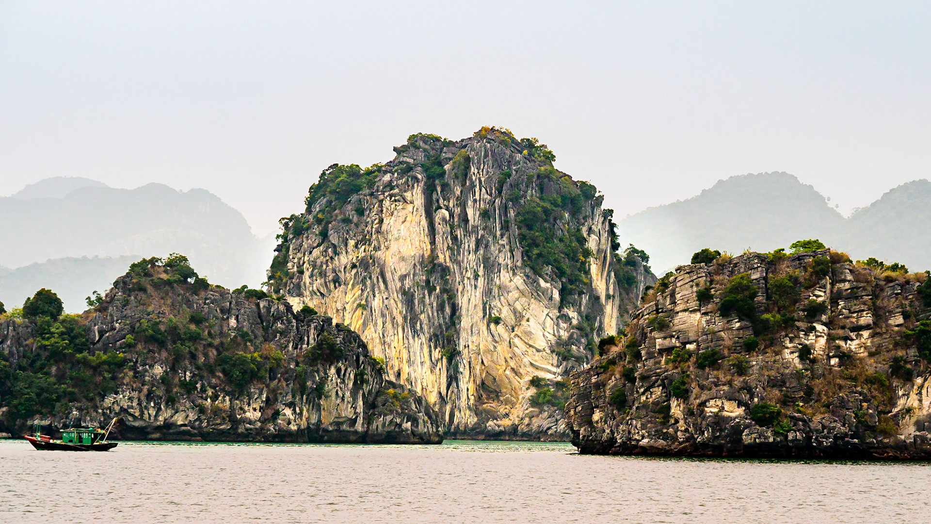 Ha Long Bay