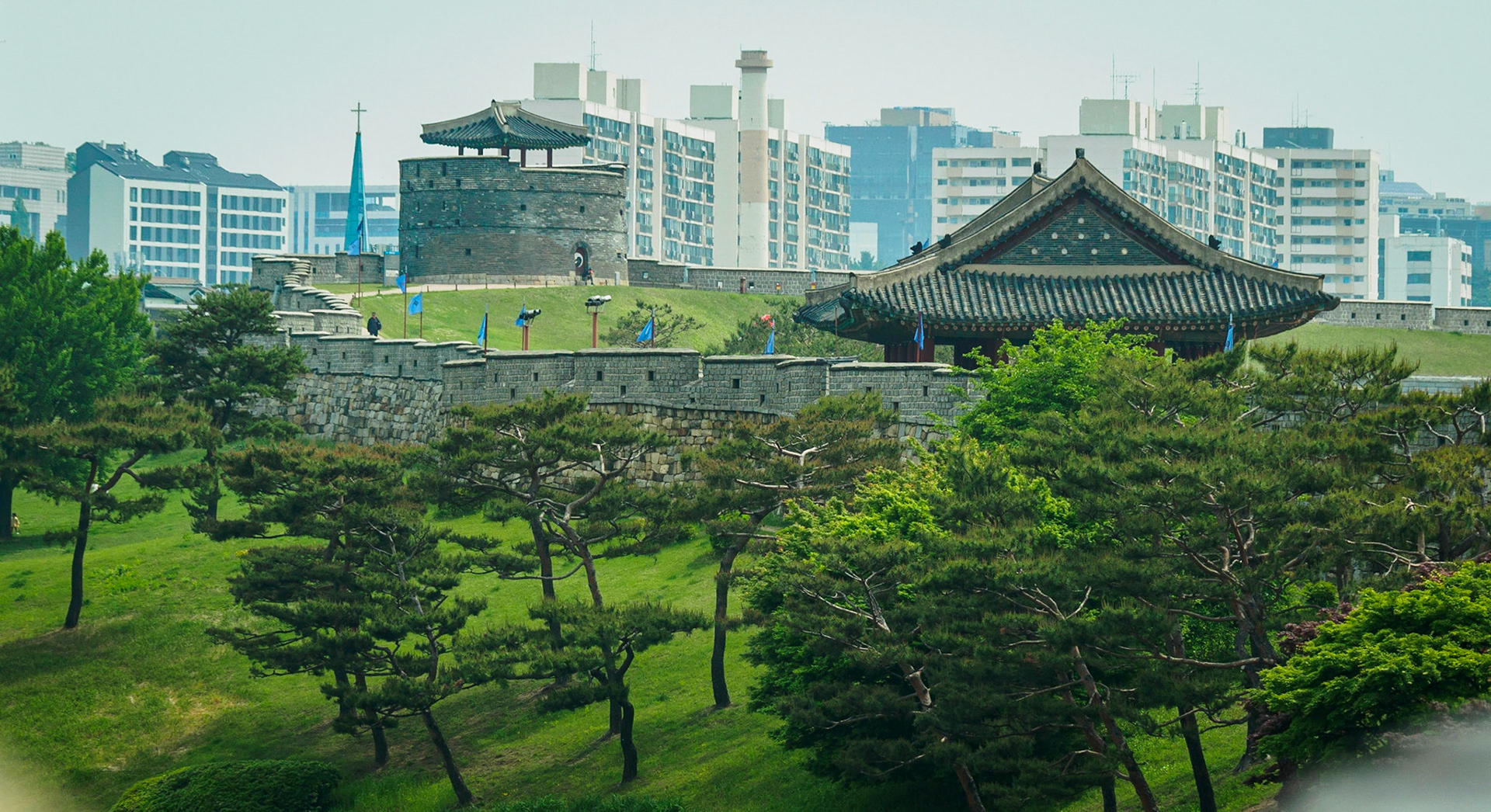 Dongbuk Gongsimdon and Changnyongmun