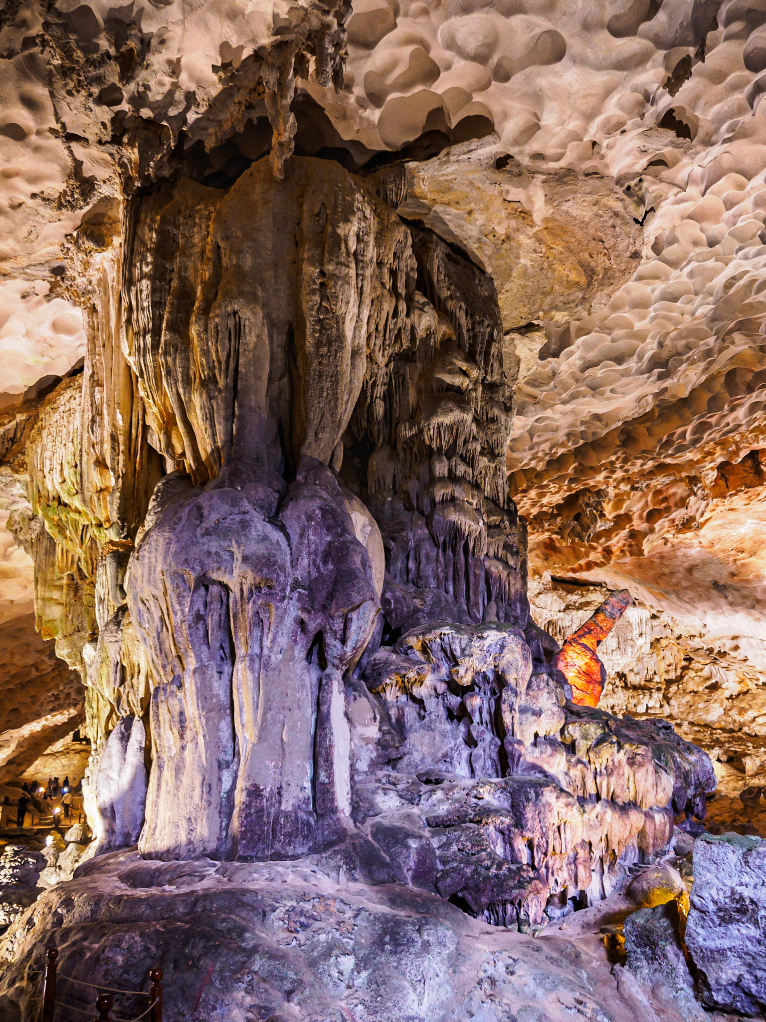 Sung Sot Caves