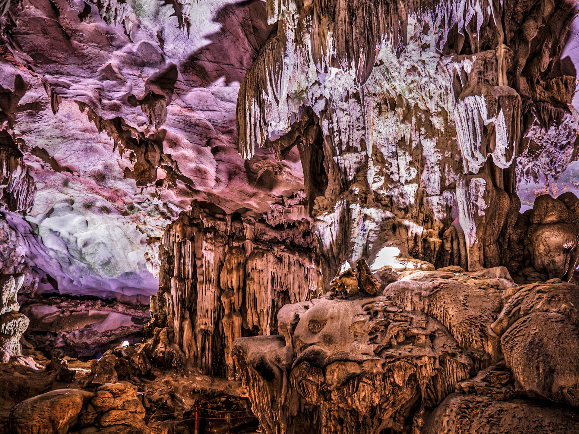 Sung Sot Caves