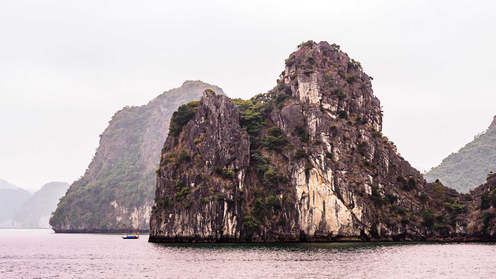 Ha Long Bay