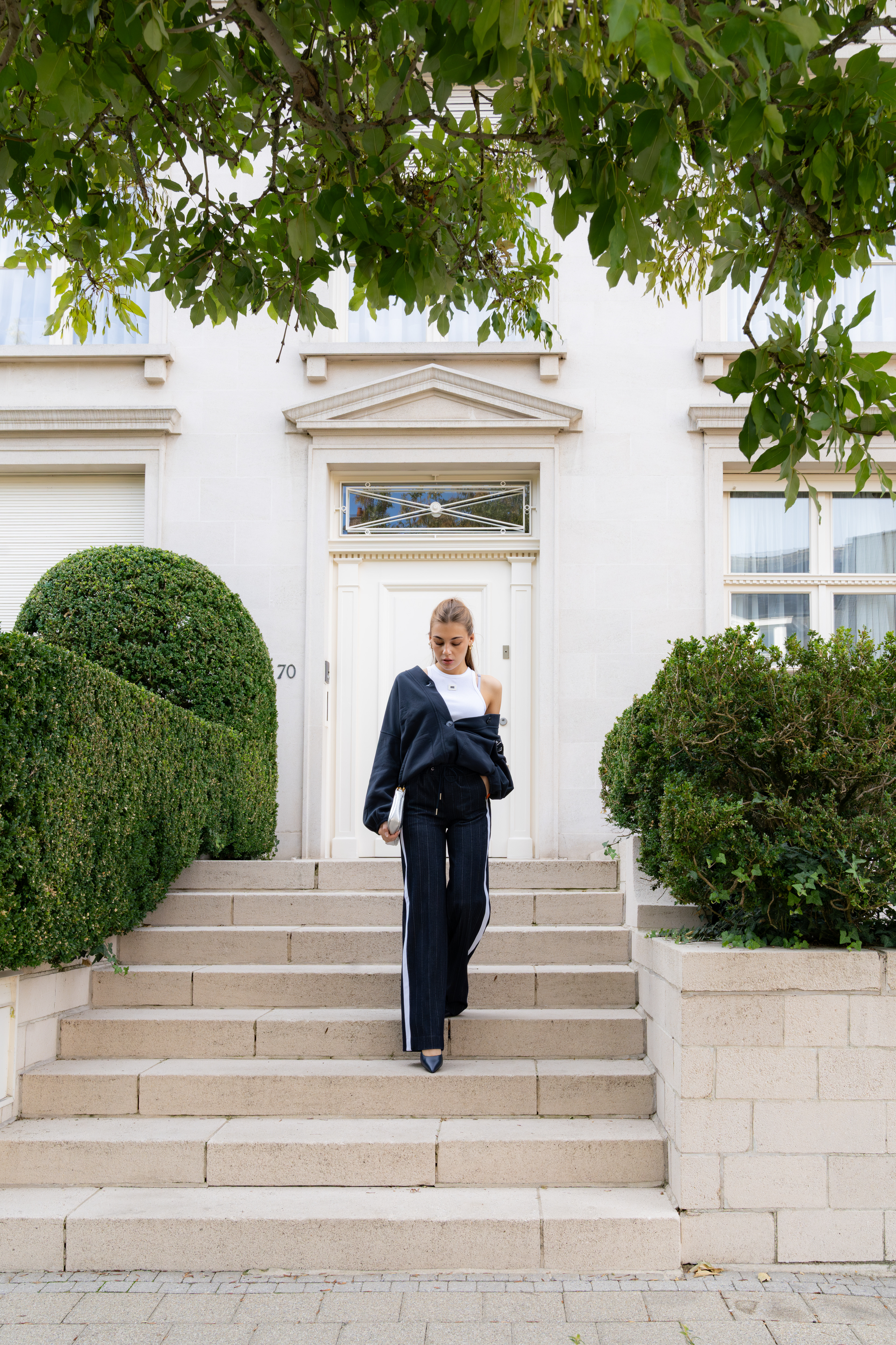 Valentine Besard - @valentinabesard