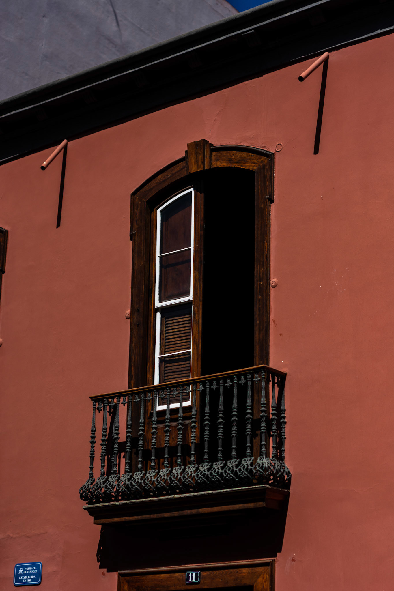Narrow perspectives III. La Palma, Canary Islands. February 2020.