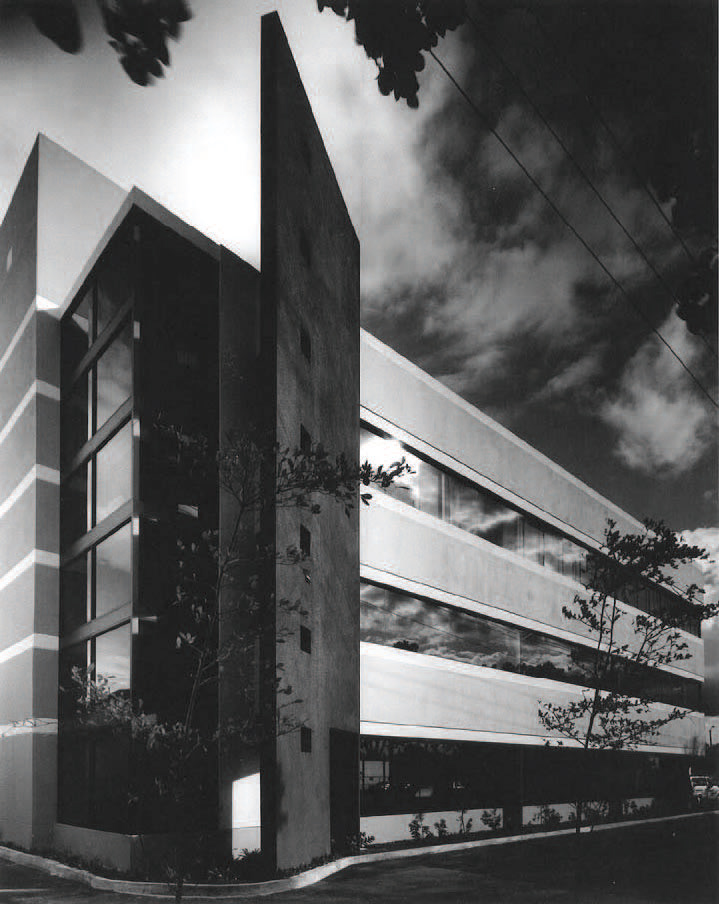 Lifetime Building, Ponce