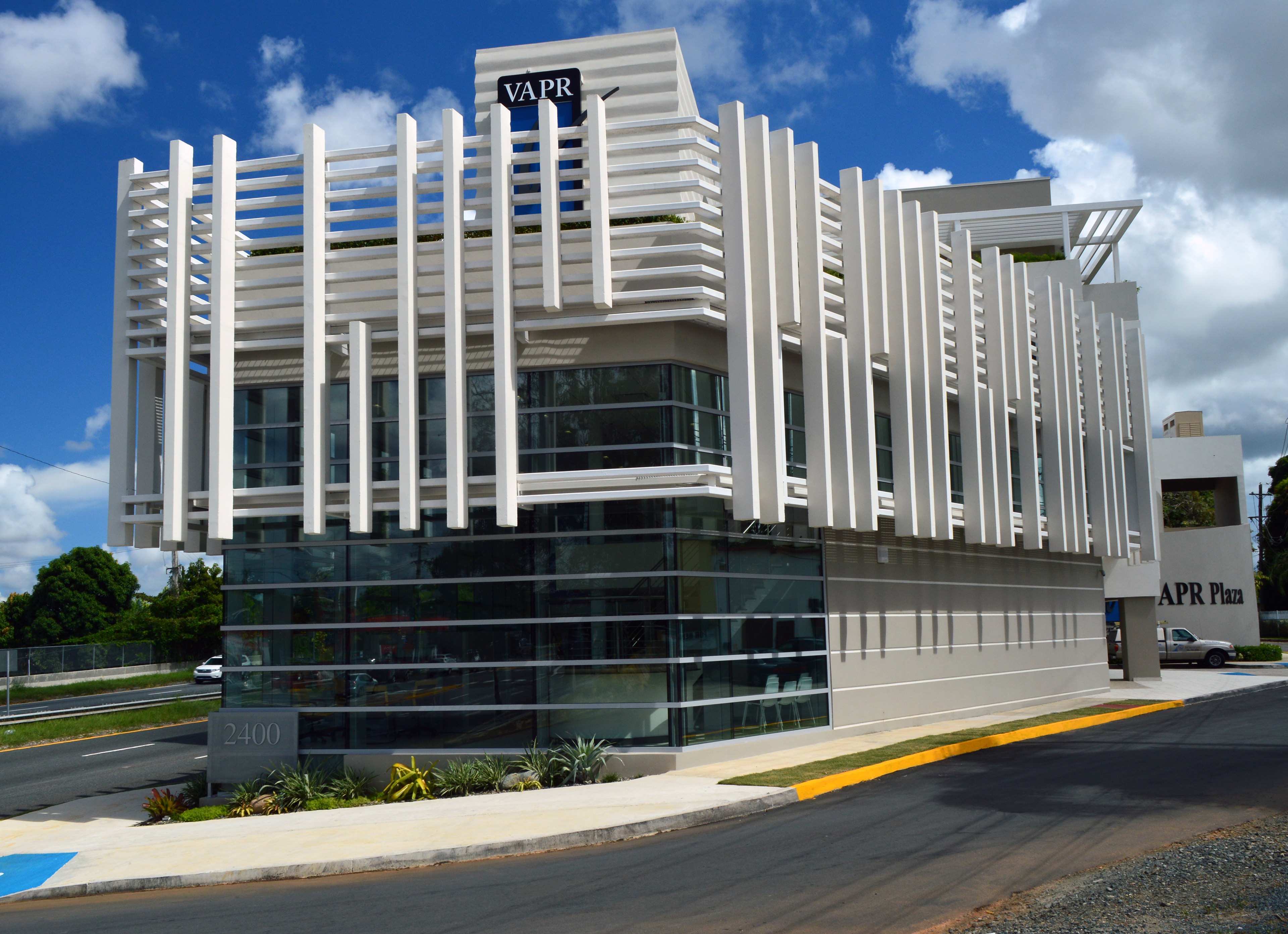 Photo by René Castillo