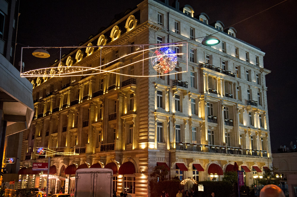PERA PALACE HOTEL WHERE AGATHAT CHRISTIE WROTE "MURDER ON THE ORIENT EXPRESS".