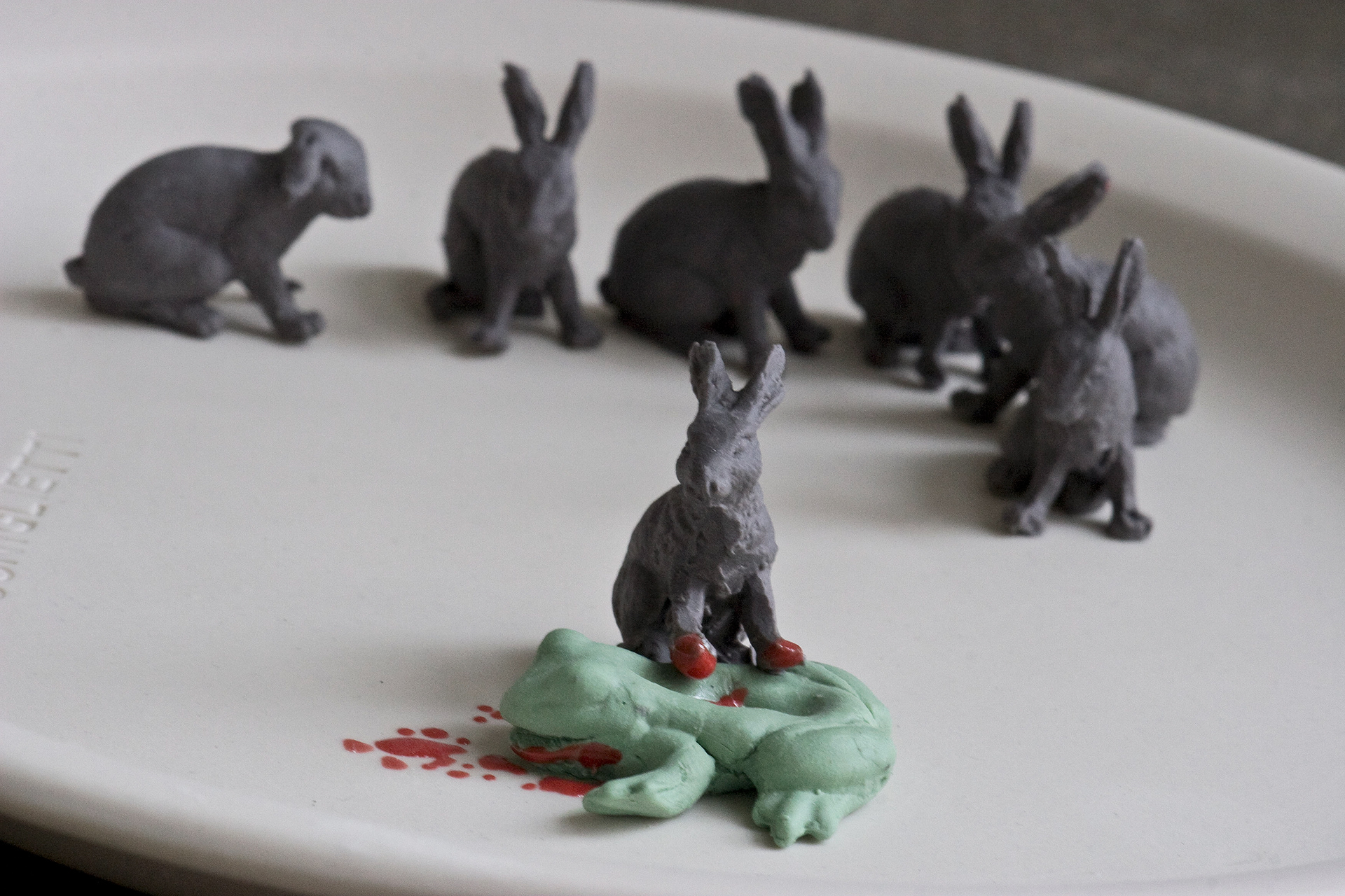 “Mafia Di Coniglietti” Stoneware Slip cast, handbuilt 2009 ∅220 mm, height 60 mm