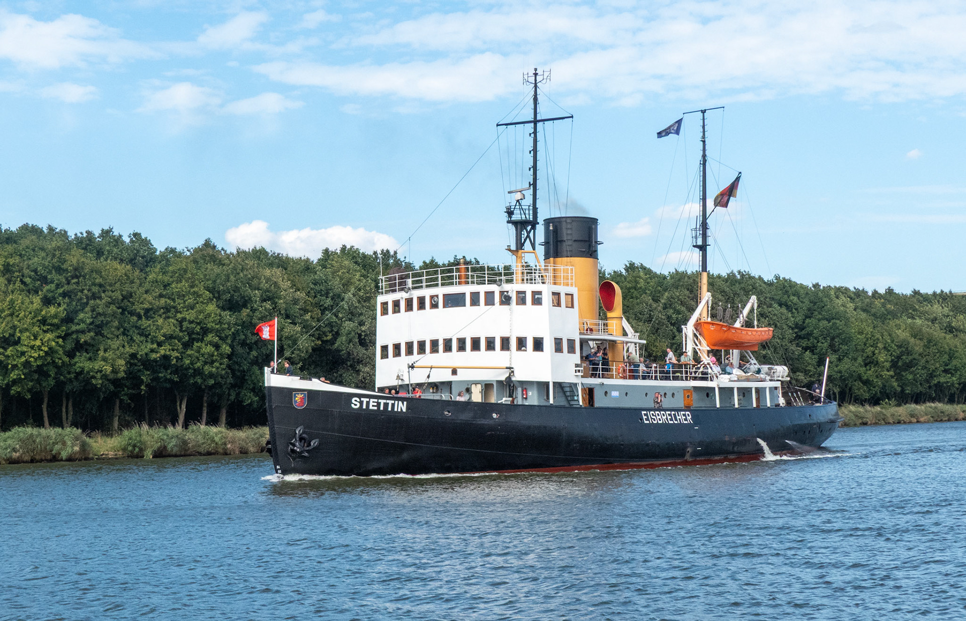 An old Ice Breaker
