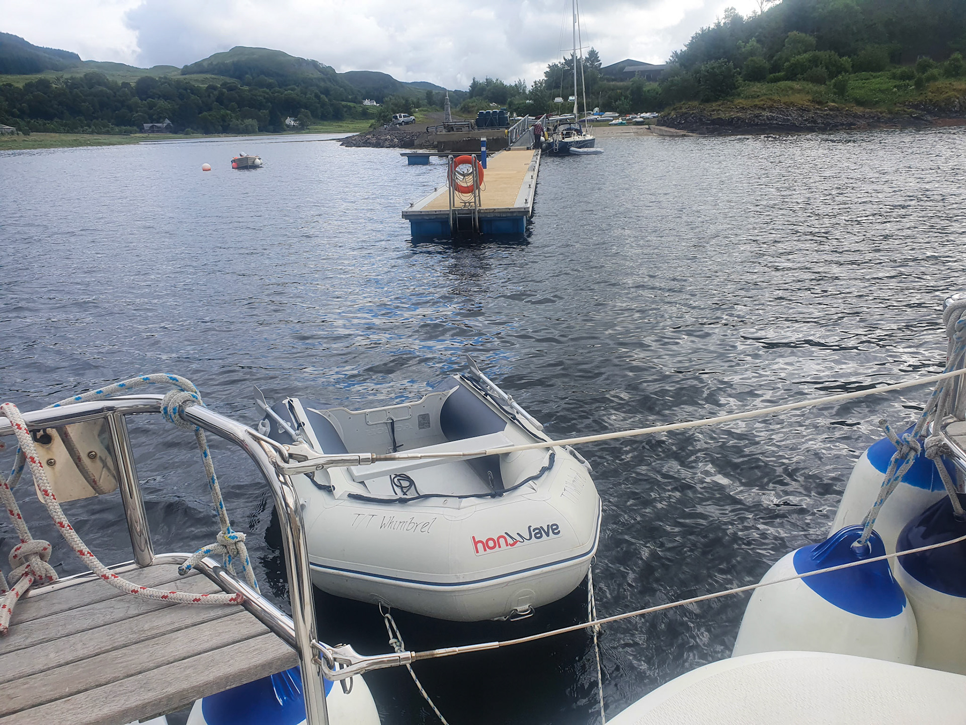 10 metres from the Pontoon