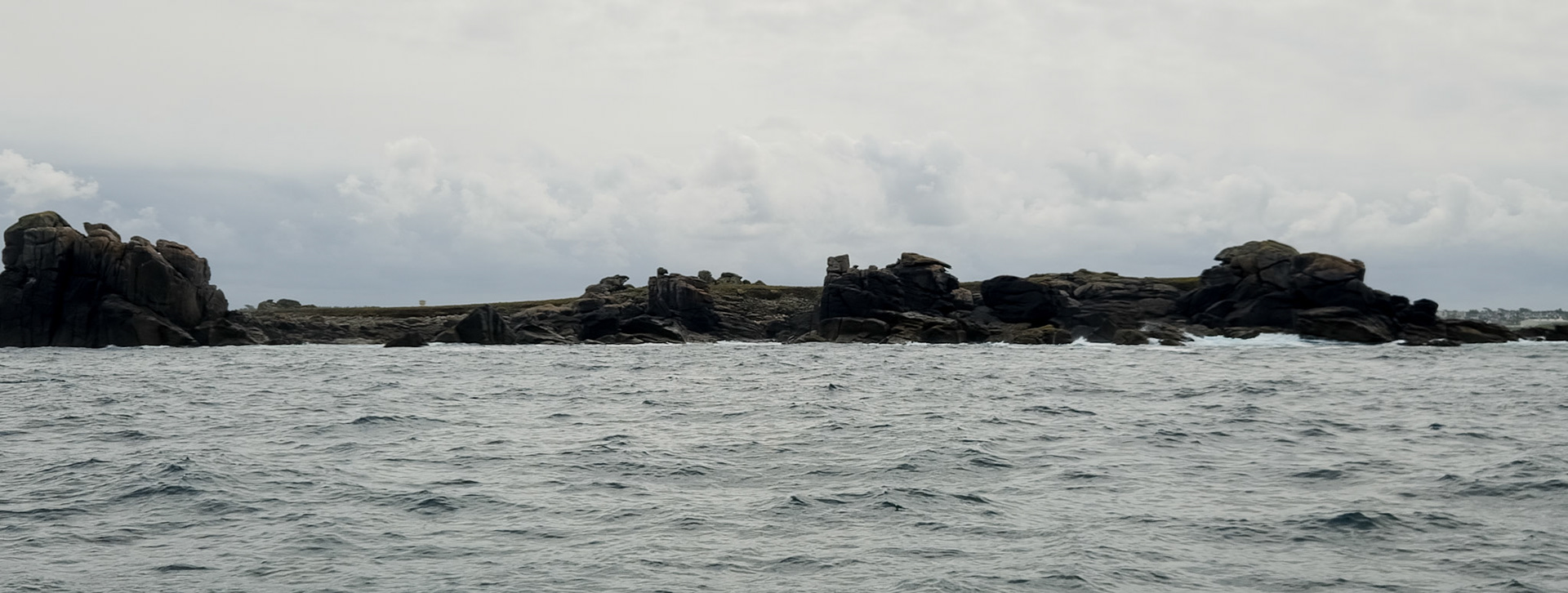 some more rocks on the Portsall passage