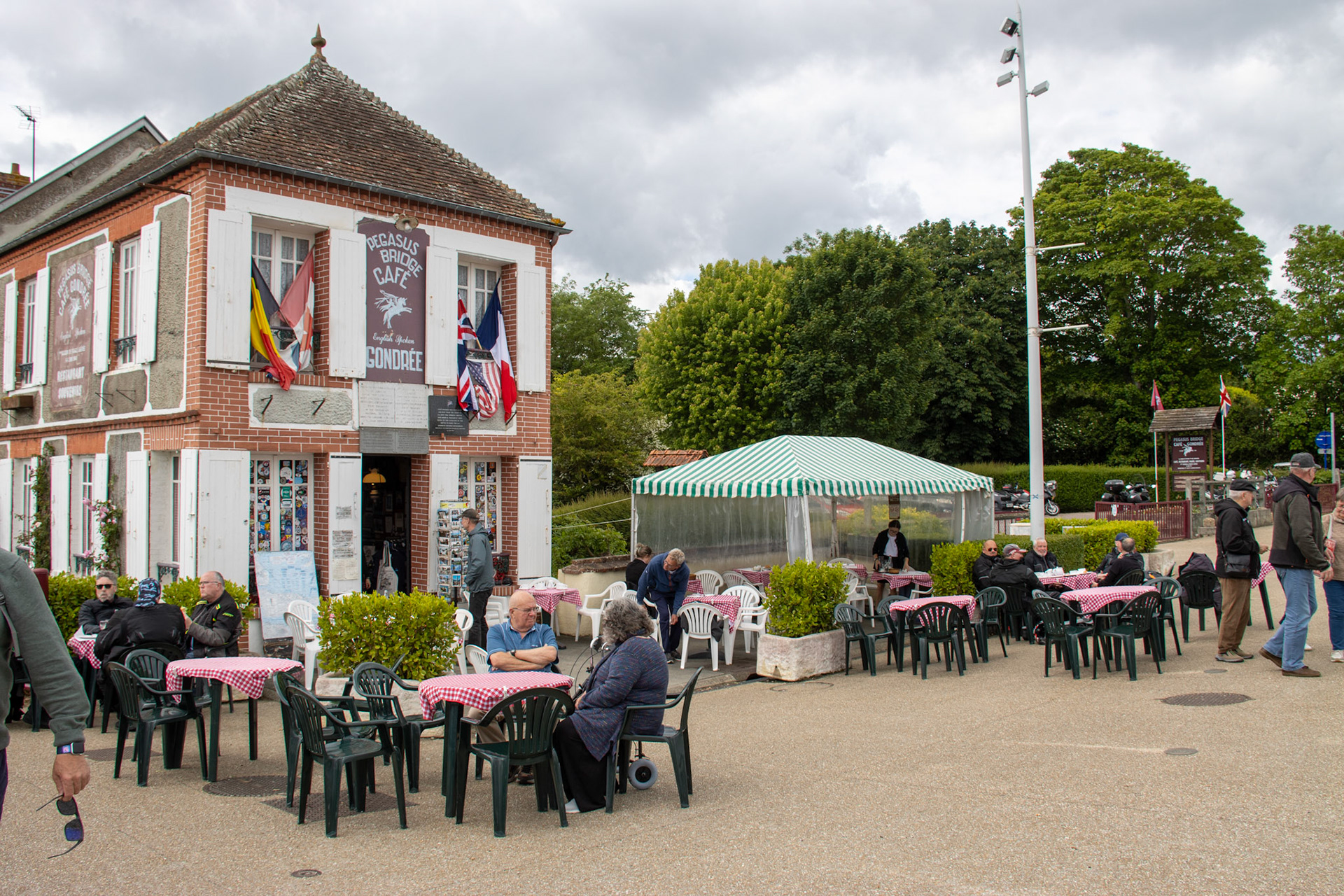 Cafe Gondree